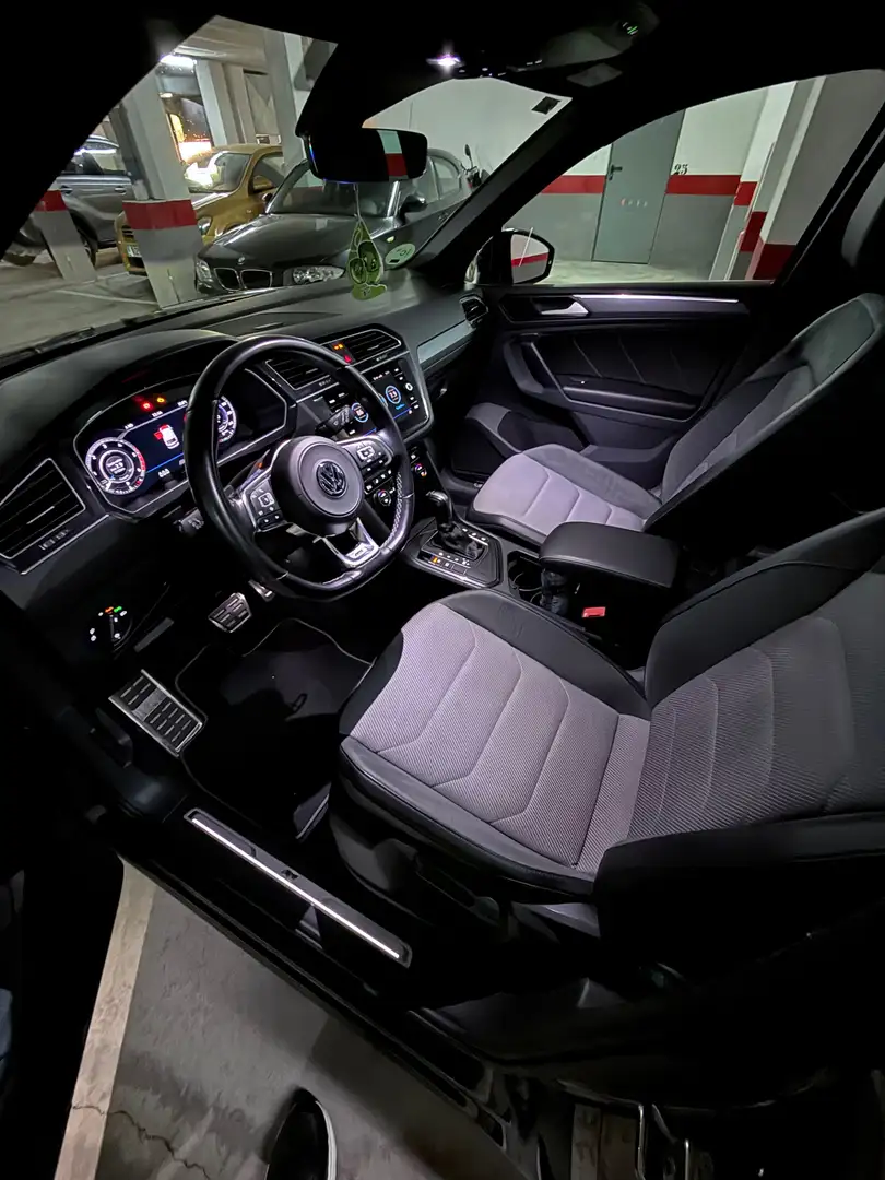 Volkswagen Tiguan Tiguan 2.0TDI Black Negro - 2