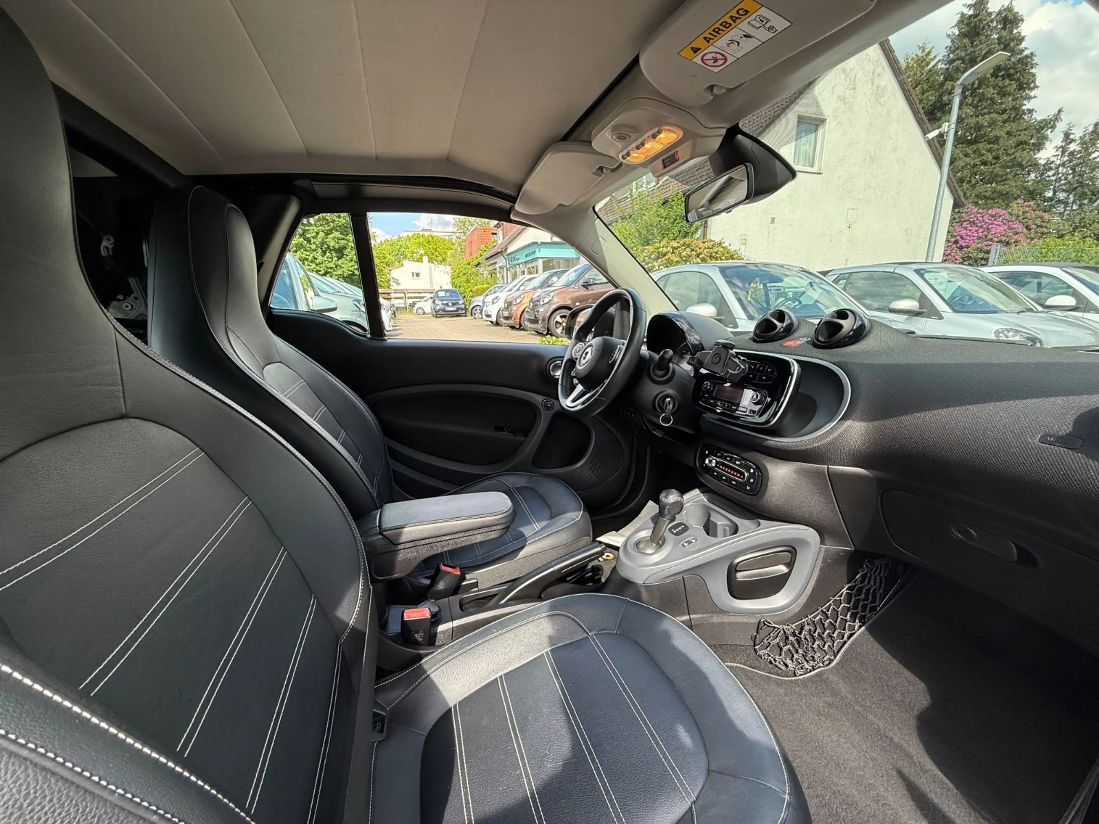smart forTwo CABRIO*PRIME*SITZHEIZUNG*90PS*LEDER* — photo 23