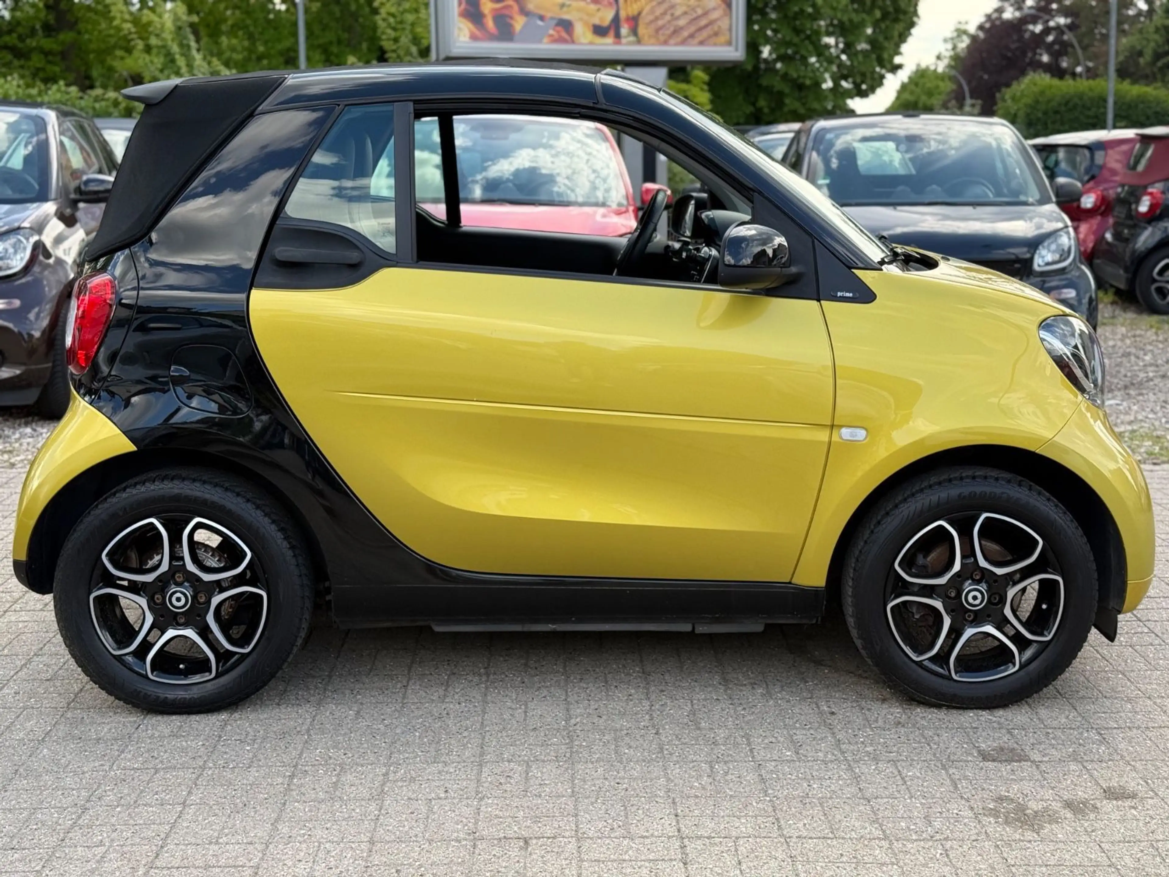smart forTwo CABRIO*PRIME*SITZHEIZUNG*90PS*LEDER* — photo 11
