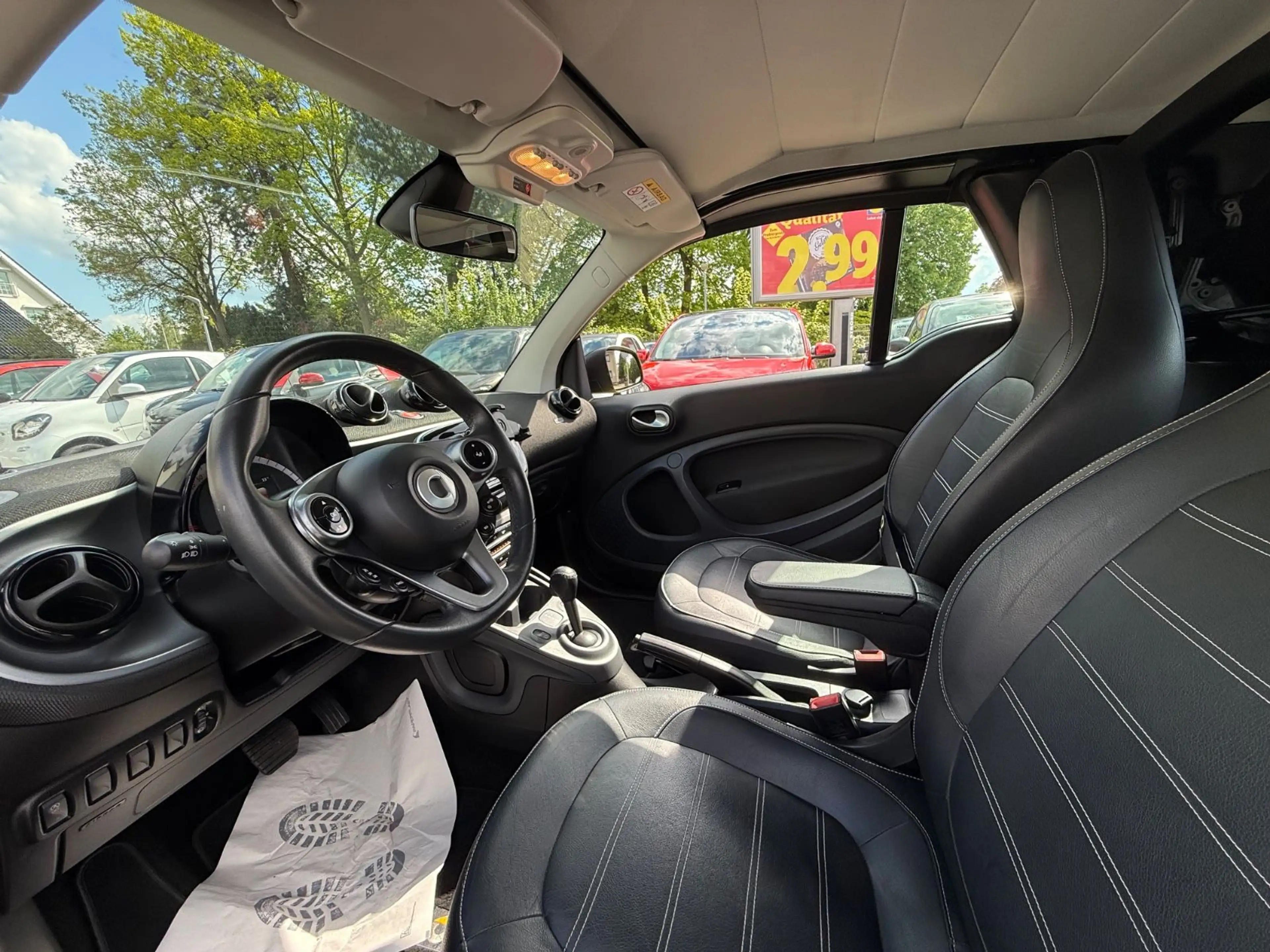 smart forTwo CABRIO*PRIME*SITZHEIZUNG*90PS*LEDER* — photo 32