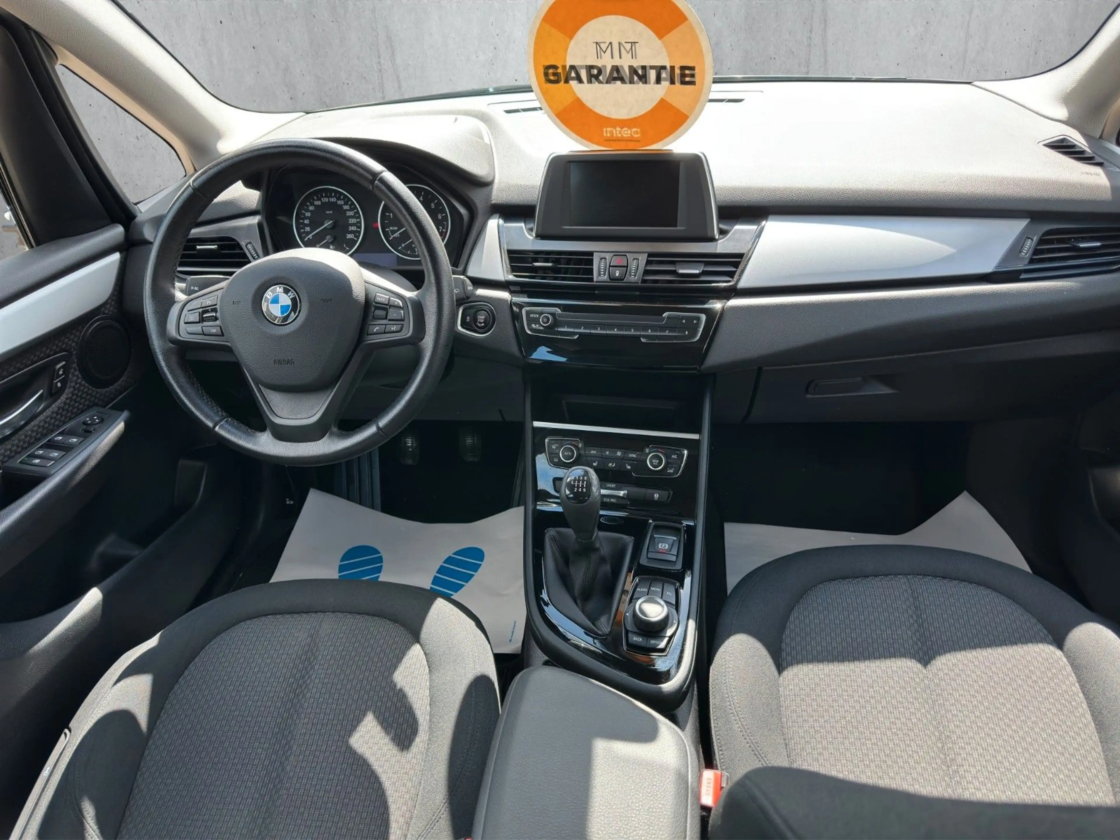 BMW 216 i *8FACHBEREIFT*TEMPOMAT*SHEFT* — photo 4