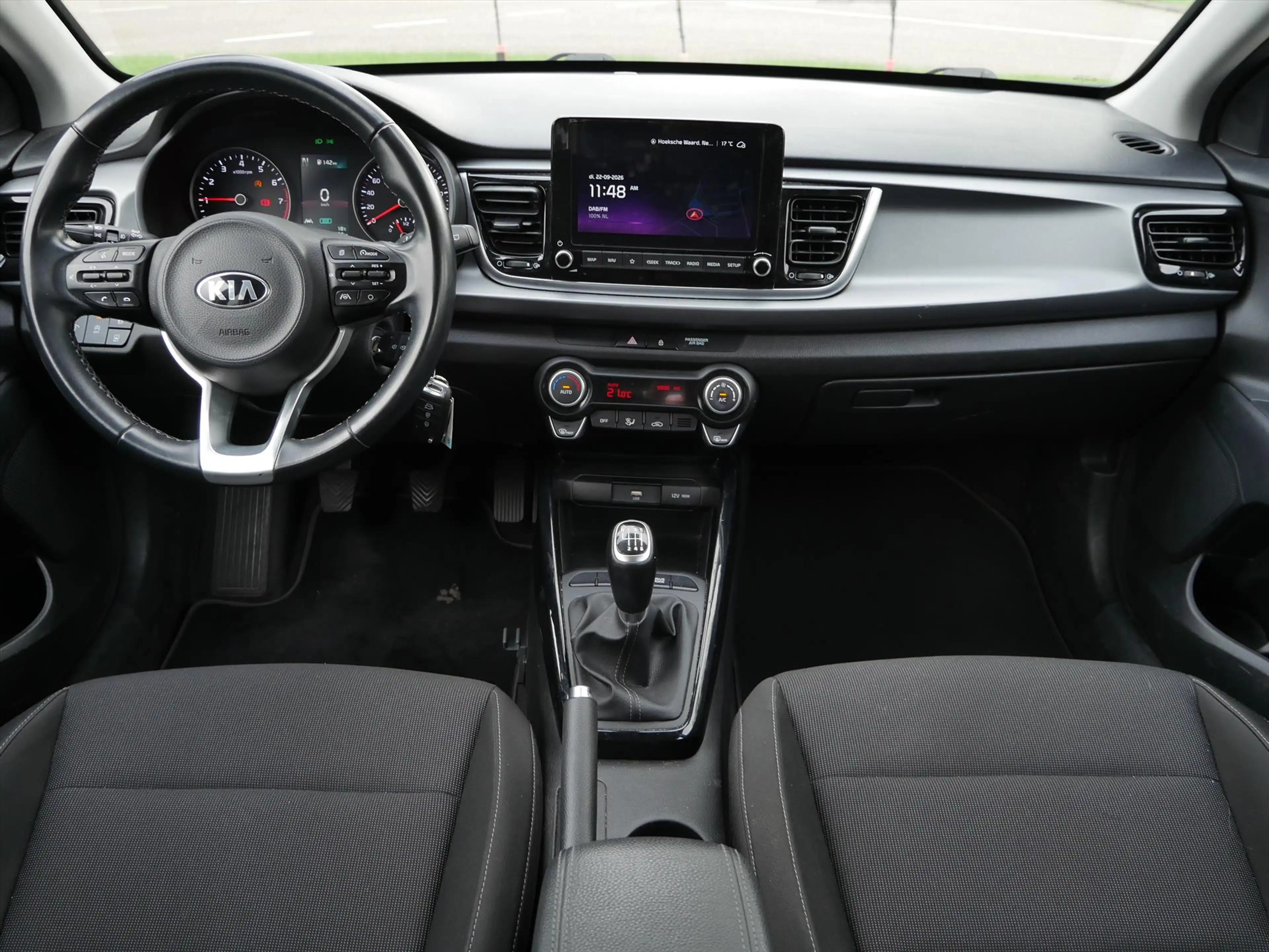 Kia Rio 1.0 T-GDI MHEV EcoDynamics 100pk DynamicLine — photo 3