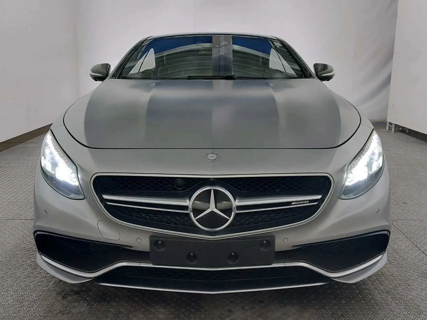 Mercedes-Benz S 63 AMG Coupe *SWAROVSKI*MAGNO*CARBON*EXKLUSIV* Grau - 2