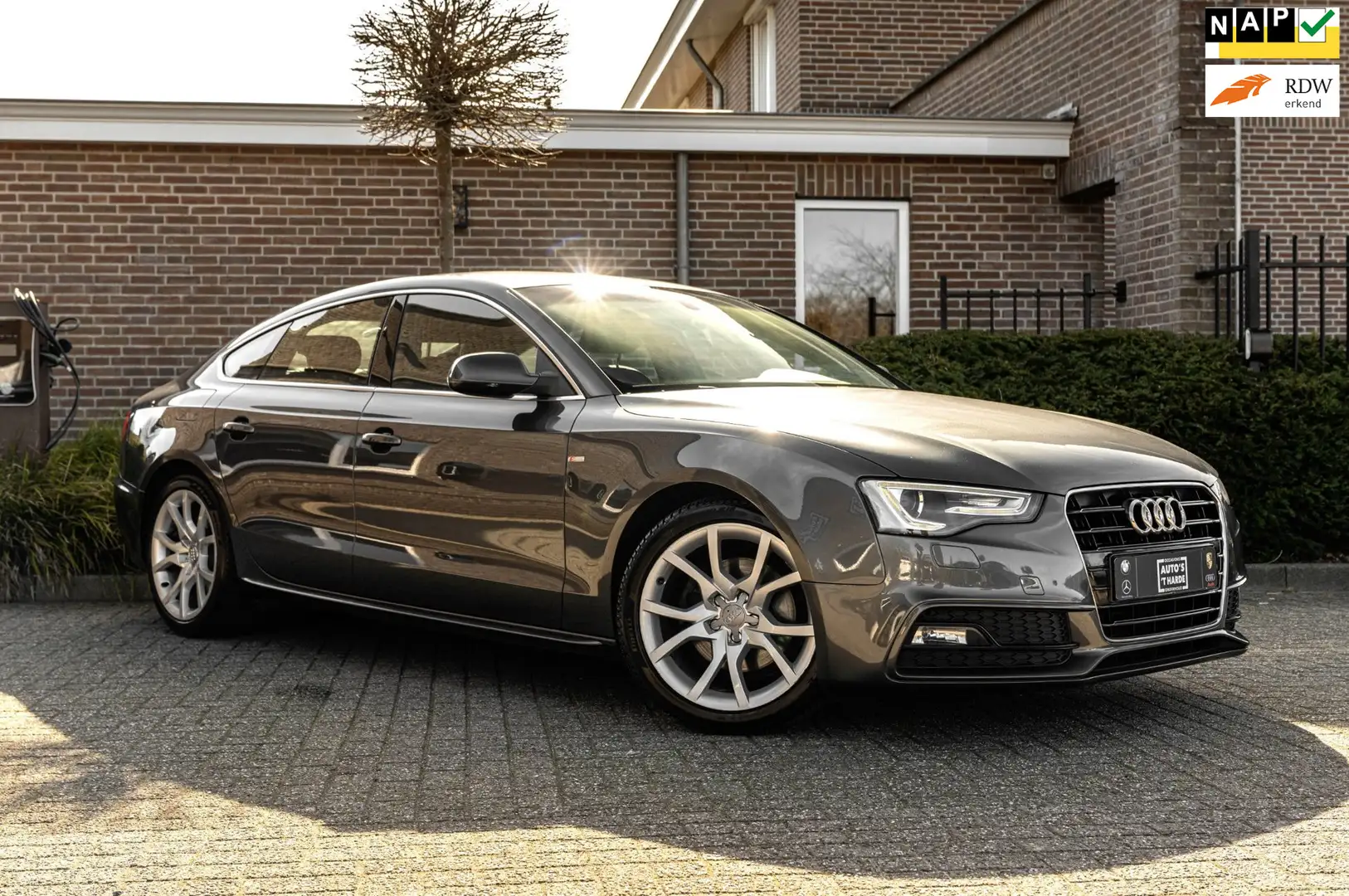 Audi A5 Sportback 1.8 TFSI Pro Line S 170 PK Aut. Xenon St Grau - 1