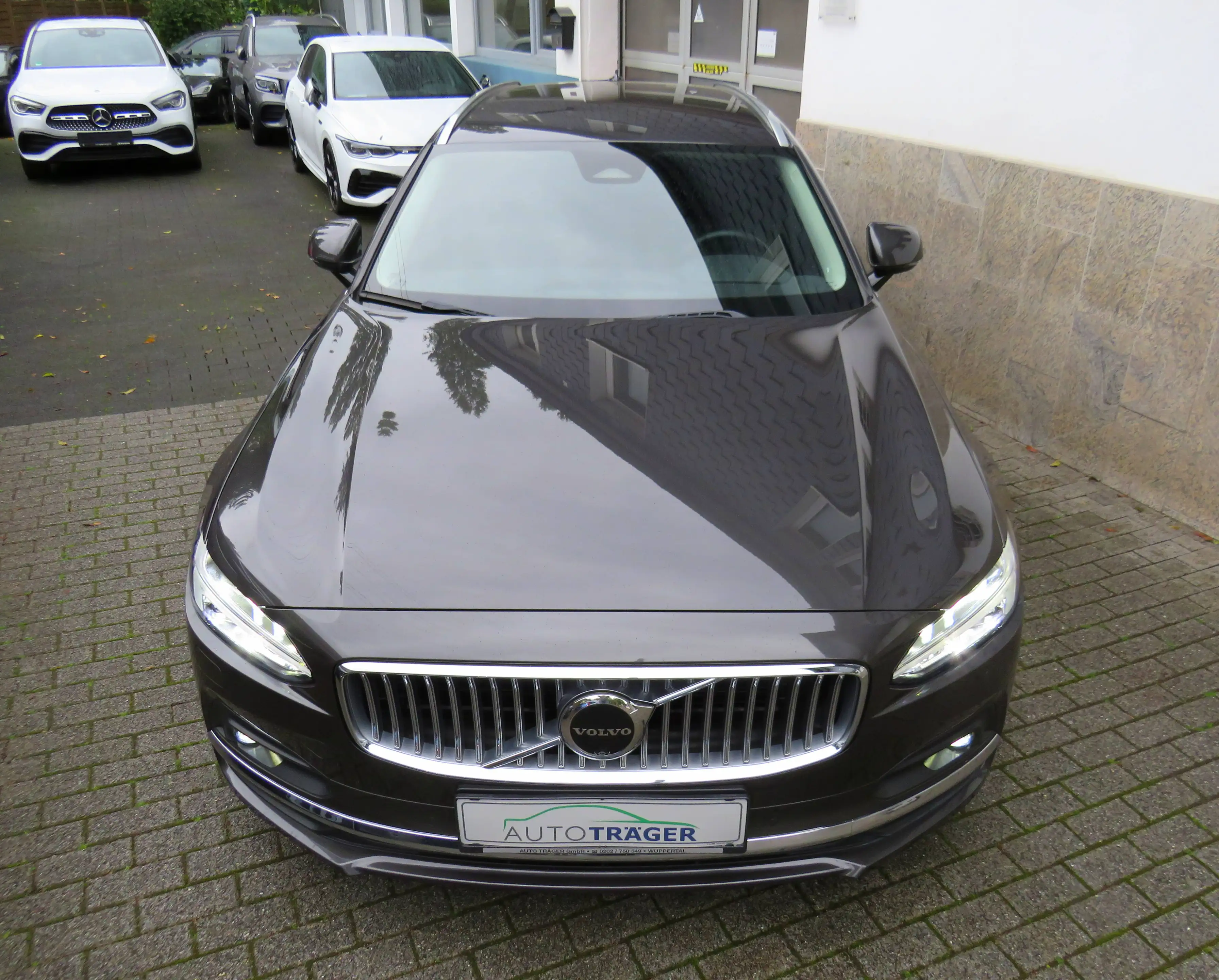 Volvo V90 Plus Bright // 360°-Kam / 20"-LM / Pilot Assist / harman-kardon / 4 x SHZ — photo 6