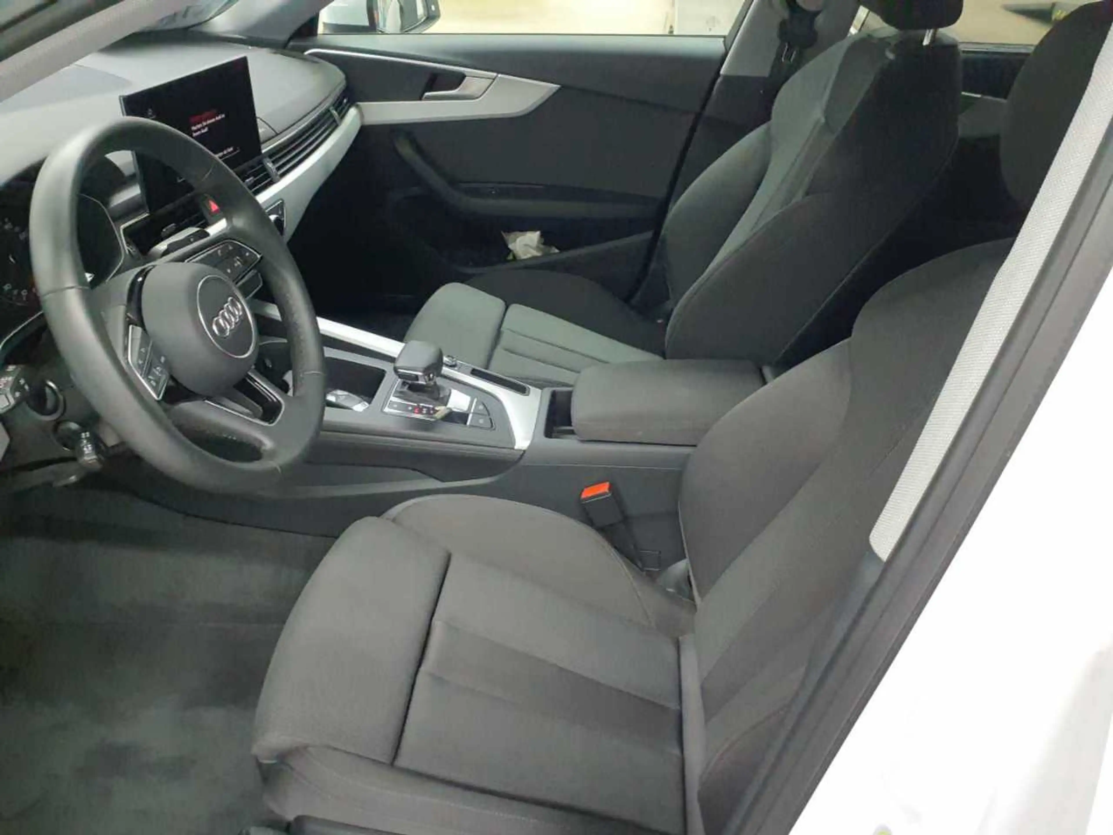 Audi A4 A4 35 TFSI S tronic S line Navi SHZ LED — photo 7