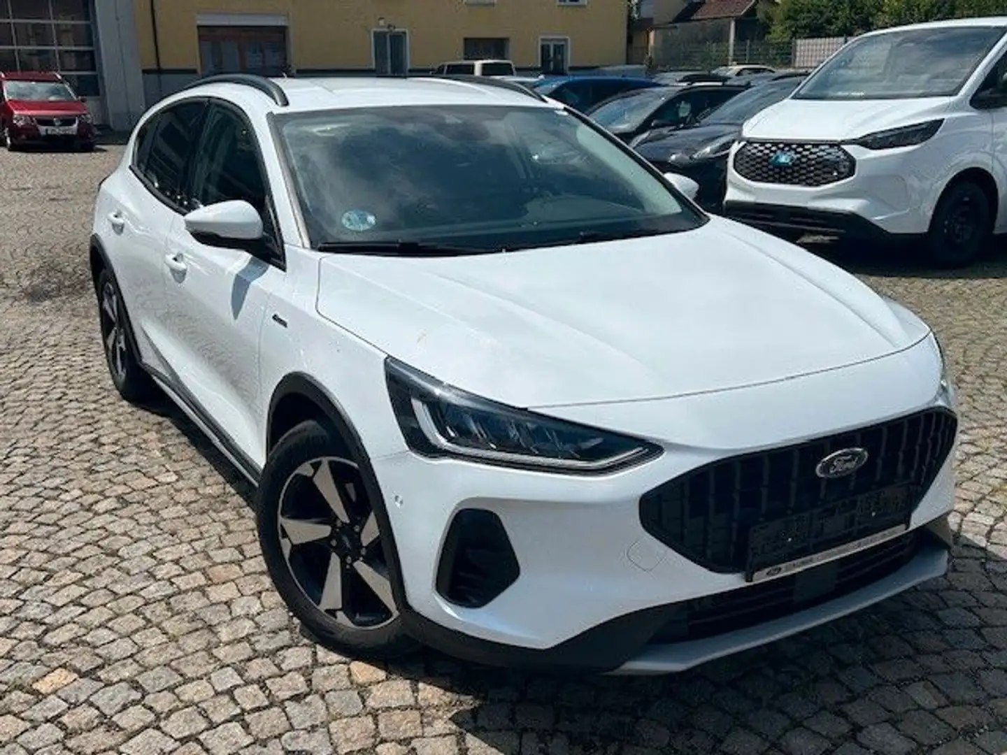 Ford Focus 1.0 EcoBoost MHEV Active*NAVI*iACC*KAMERA Weiß - 2