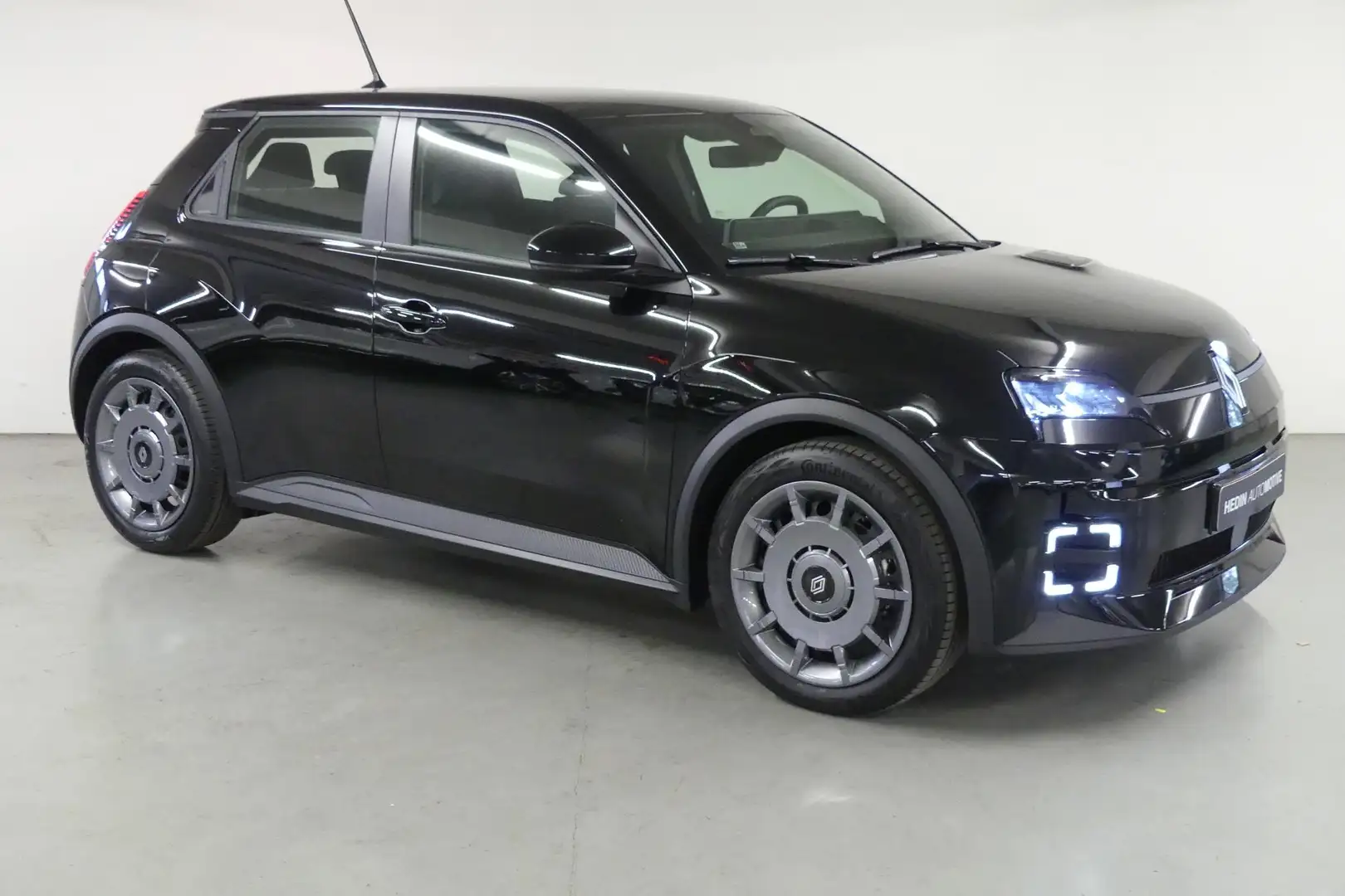 Renault R 5 Urban Range Evolution 40 kWh | 10” OpenR Link Mult Zwart - 2