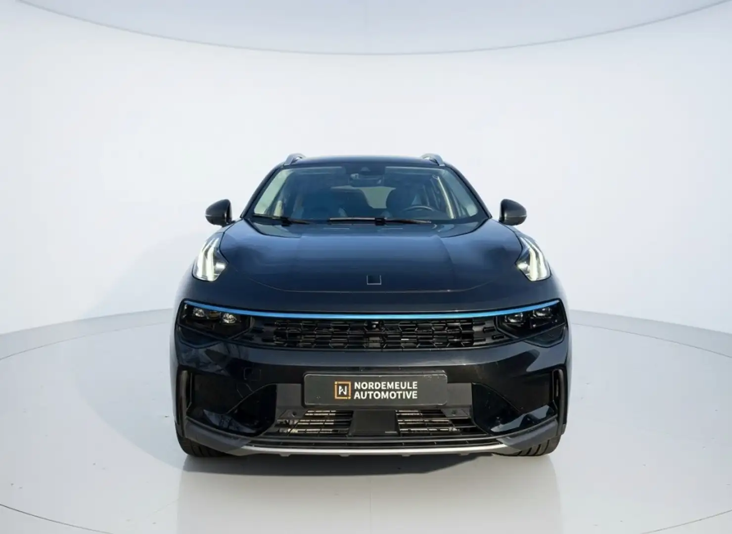 Lynk & Co 01 1.5, Pano, 360 Camera, Navi, Infinity Schwarz - 2