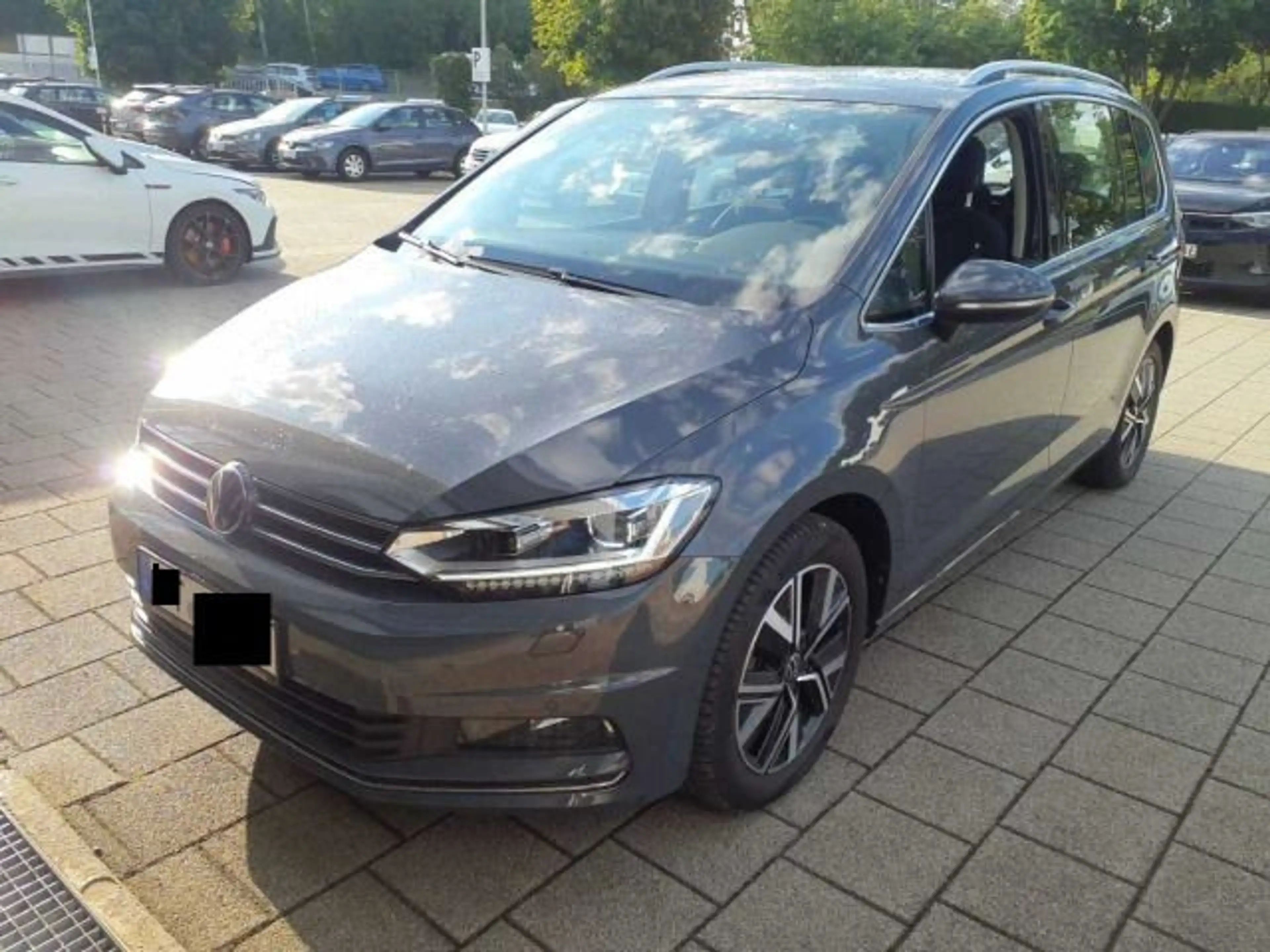 Volkswagen Touran 1.5 TSI DSG HIGHLINE LED+NAVI+PDC+ACC+SHZ — photo 2