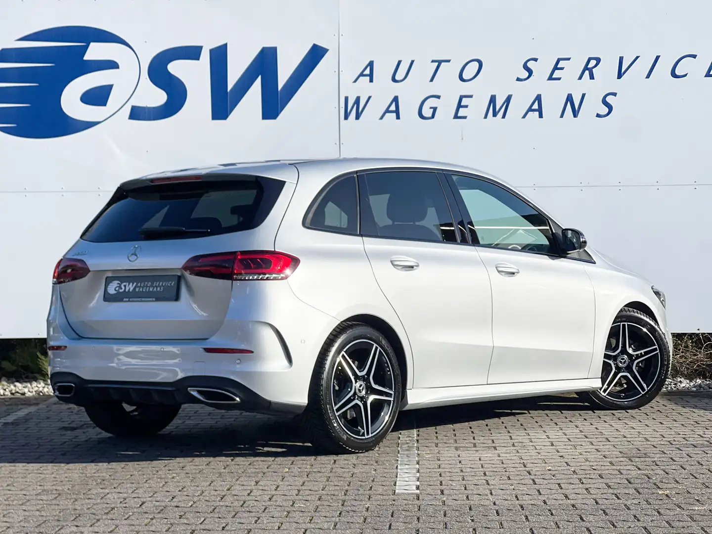 Mercedes-Benz B 200 Business Solution AMG | Night | Camera | Sfeerverl Zilver - 2