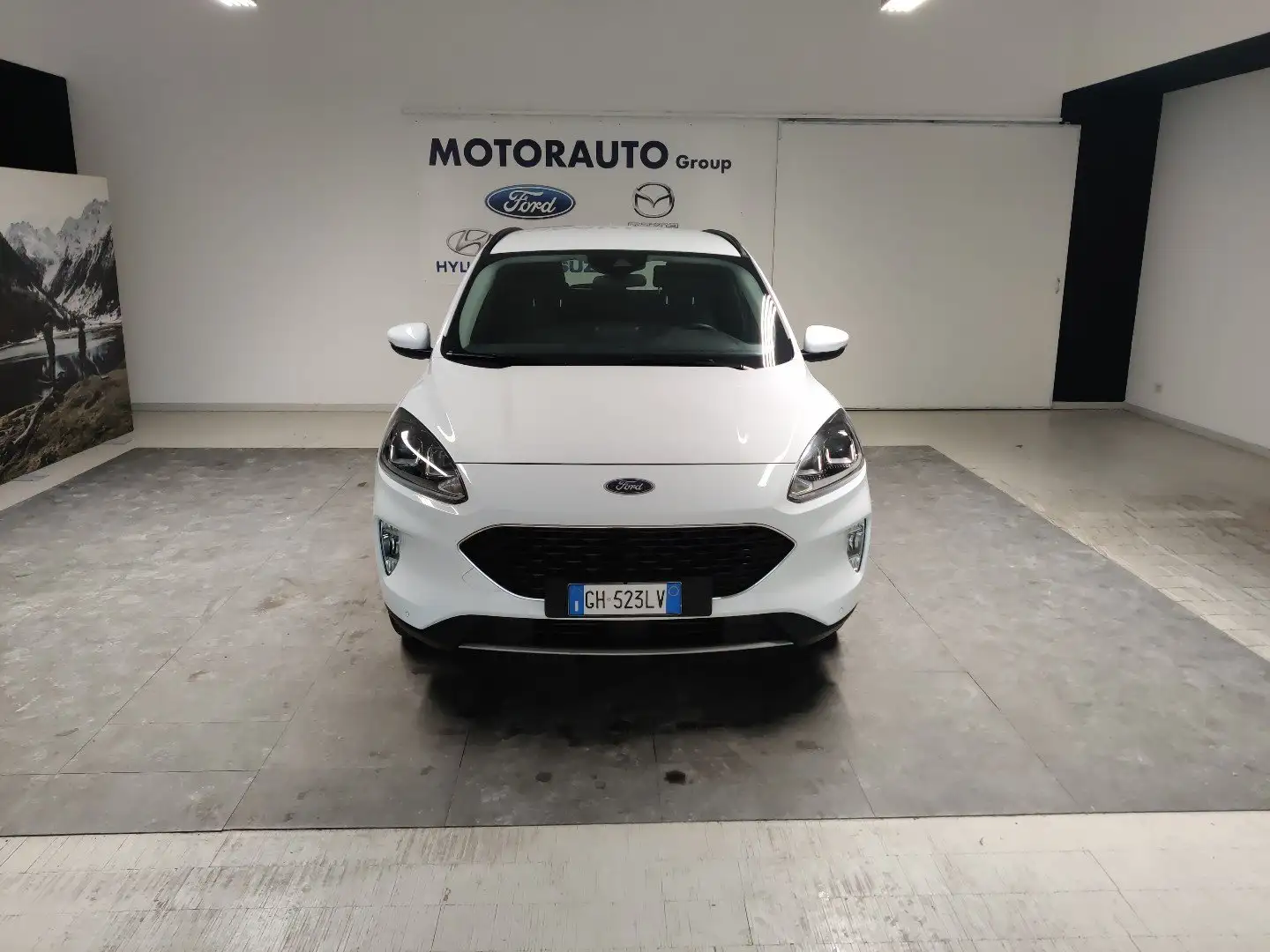 Ford Kuga 1.5 EcoBlue 120 CV 2WD Connect Weiß - 2