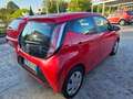 Toyota Aygo 1.0 VVT-i 69 CV 5 porte x-wave TSS MMT Rouge - thumbnail 5