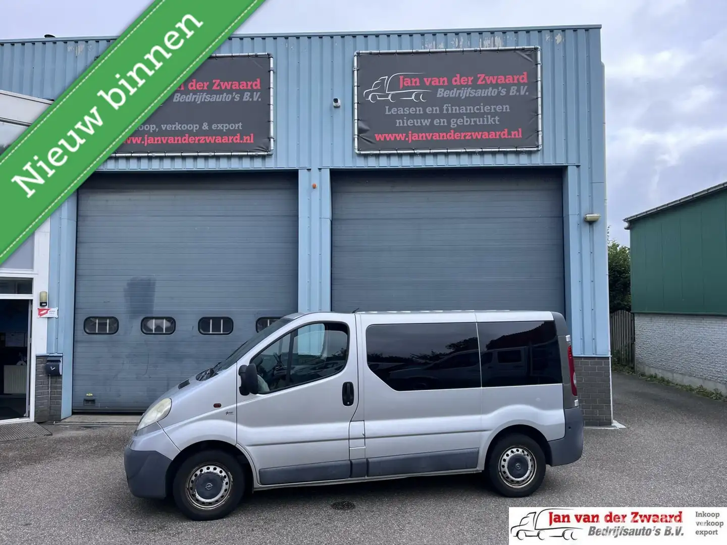 Opel Vivaro combi BENZINE 2.0i L1H1 Gris - 1