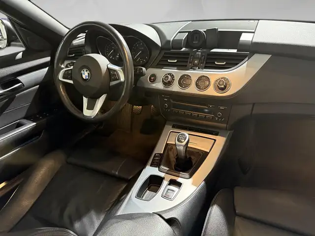 BMW Z4 view 7