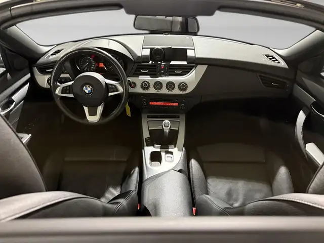 BMW Z4 view 5