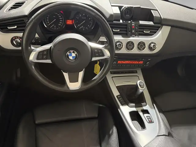 BMW Z4 view 6