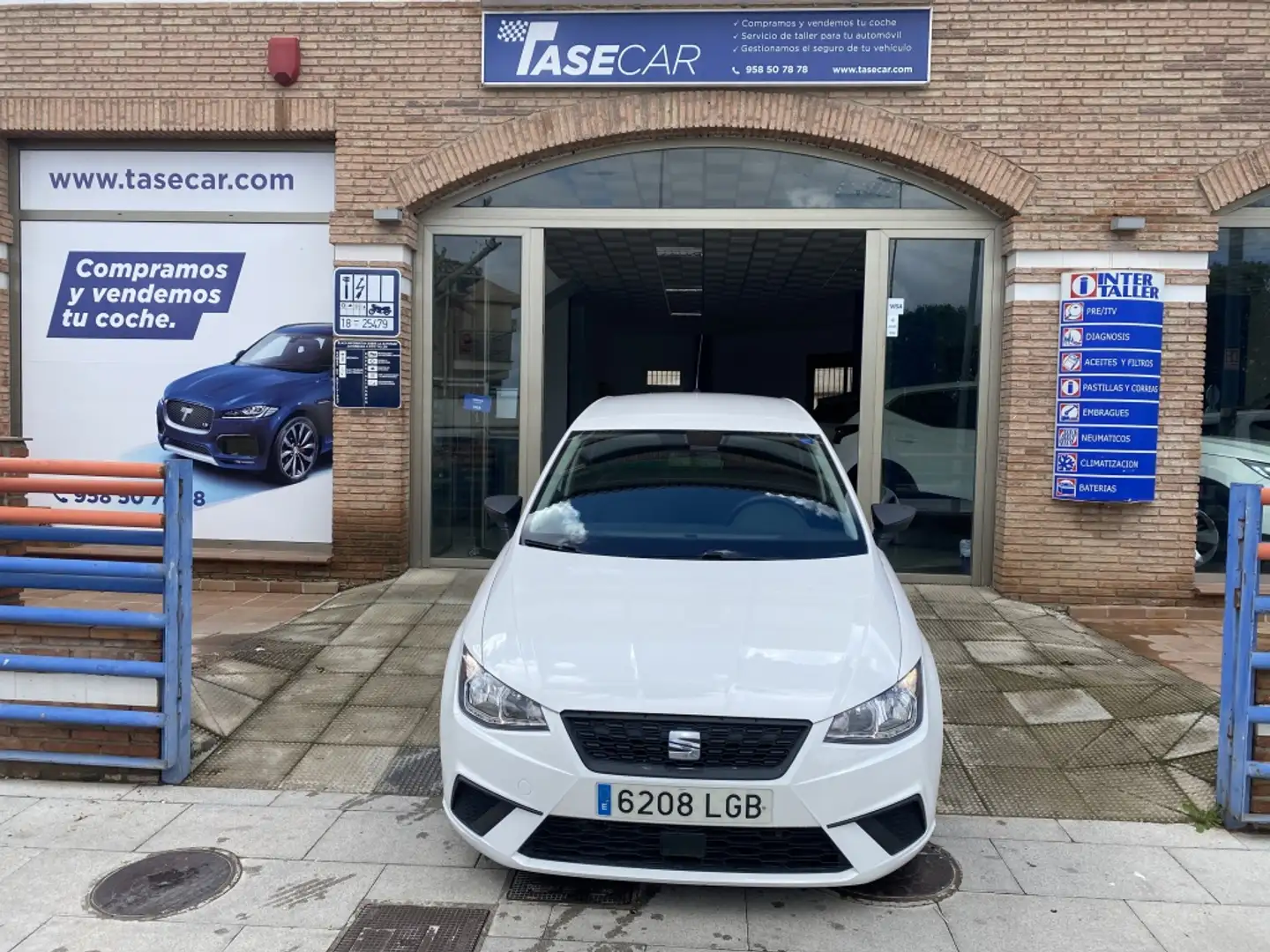 SEAT Ibiza 1.6TDI CR S&S Reference 95 Wit - 1