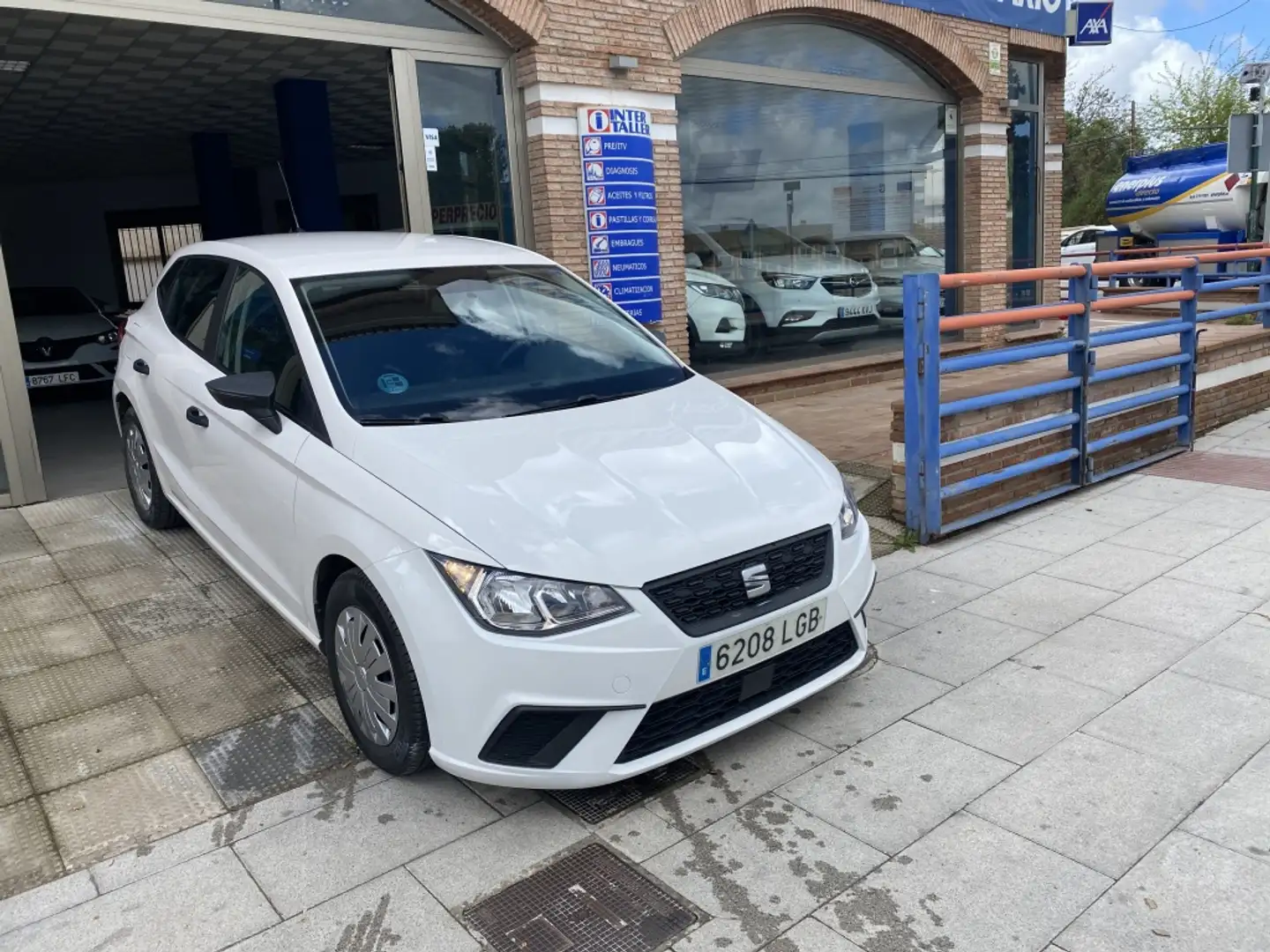 SEAT Ibiza 1.6TDI CR S&S Reference 95 Wit - 2