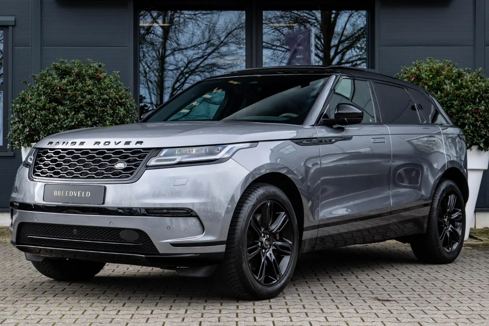 land rover velar