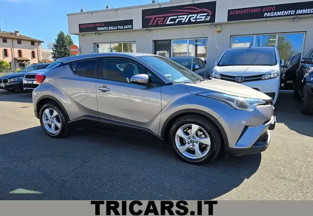 Toyota C-HR 1.8 Hybrid E-CVT NEOPATENTATI PERMUTE