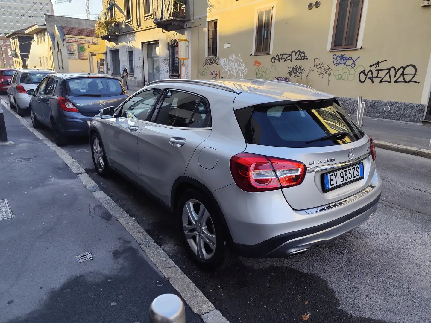 Mercedes-Benz GLA 200 GLA 200 d (cdi) Sport auto Argento - 2