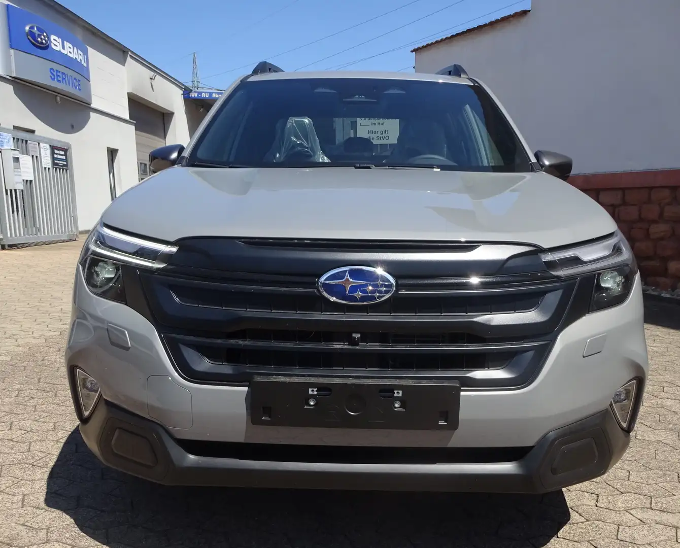Subaru Forester 2.0 ie Exclusive 2025 Modell Gris - 2