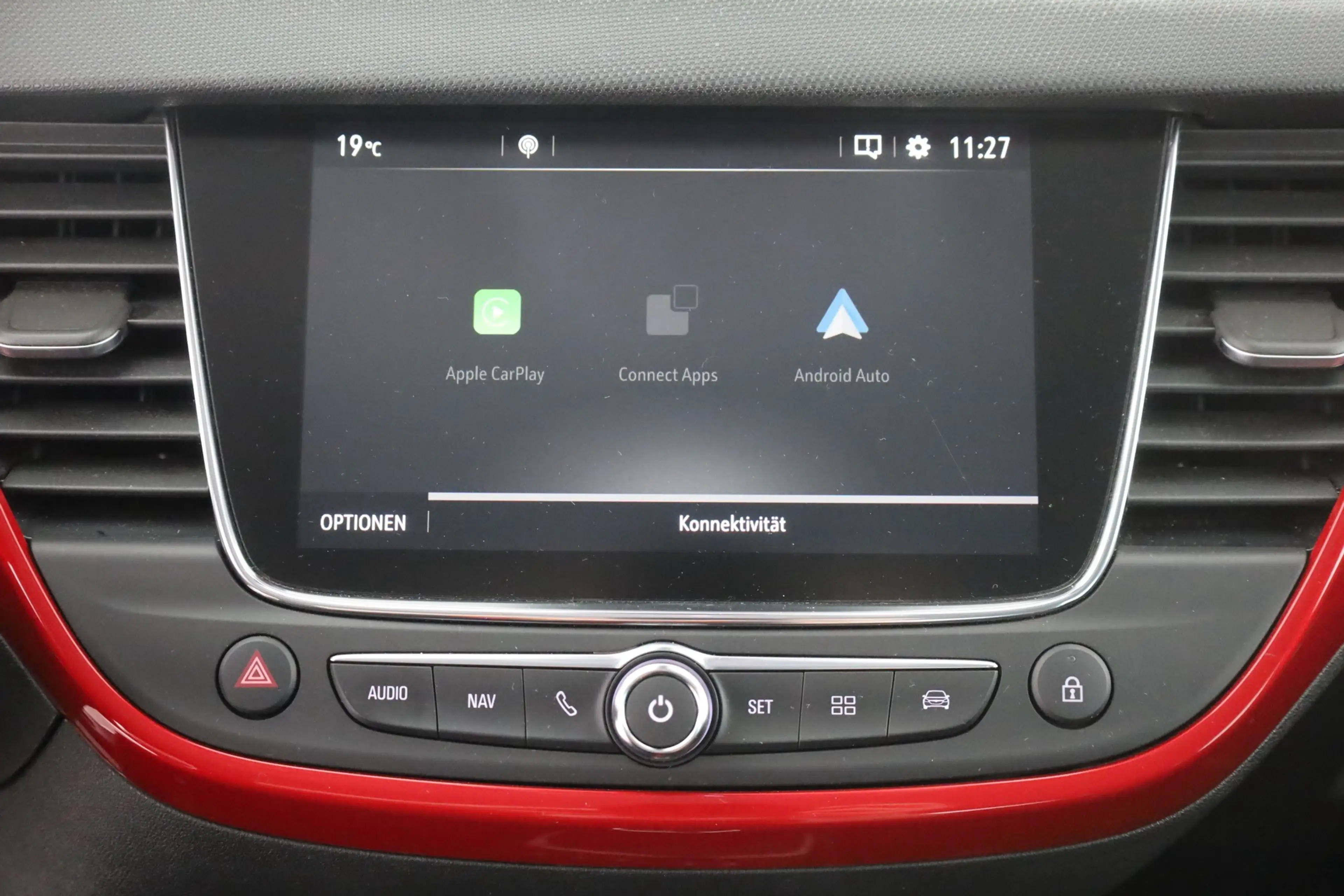 Opel Crossland X 1.2 Turbo GS Line LED Navi 360° DAB — photo 11