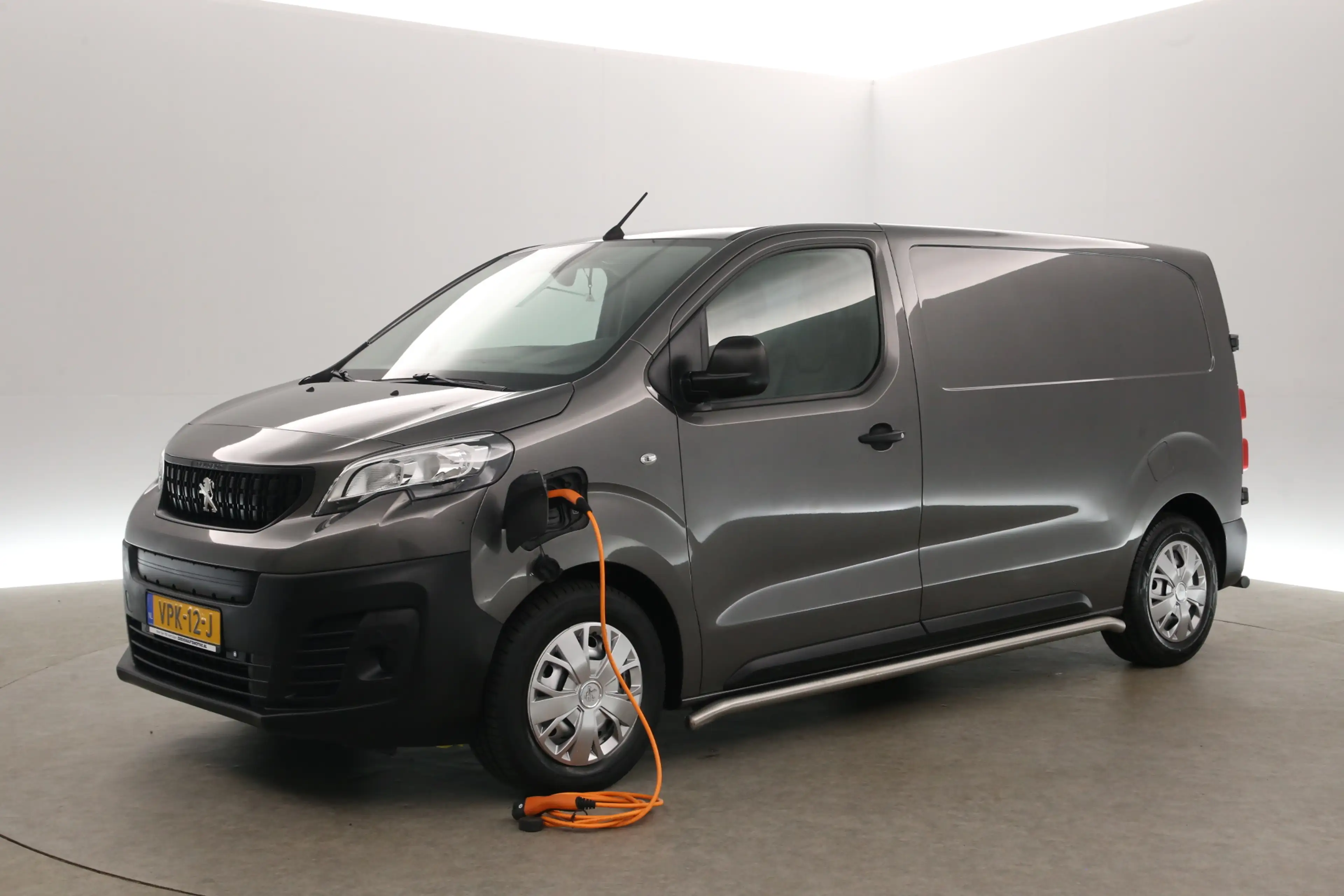 Peugeot e-Expert 75 kWh L2H1 | Snelladen | SOH 89% | Airco | Cruise — photo 10