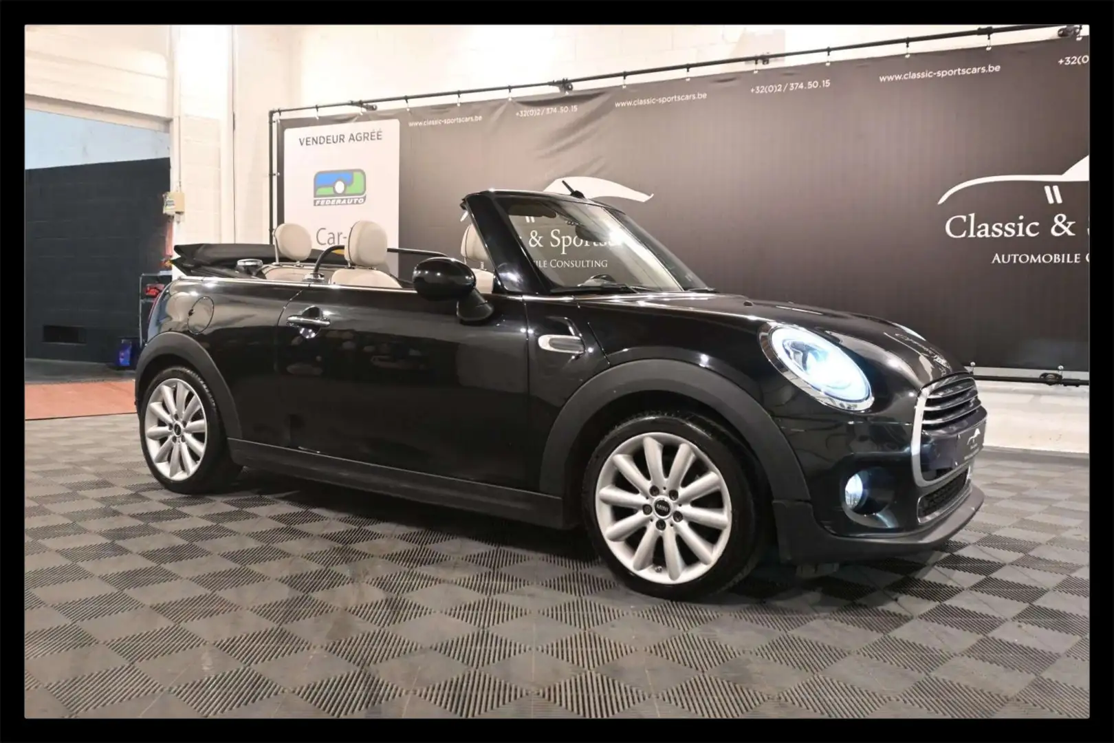 MINI Cooper D Cabrio Cooper D Cabriolet 1.5i / CUIR / GPS NAVI / LEDS Noir - 1