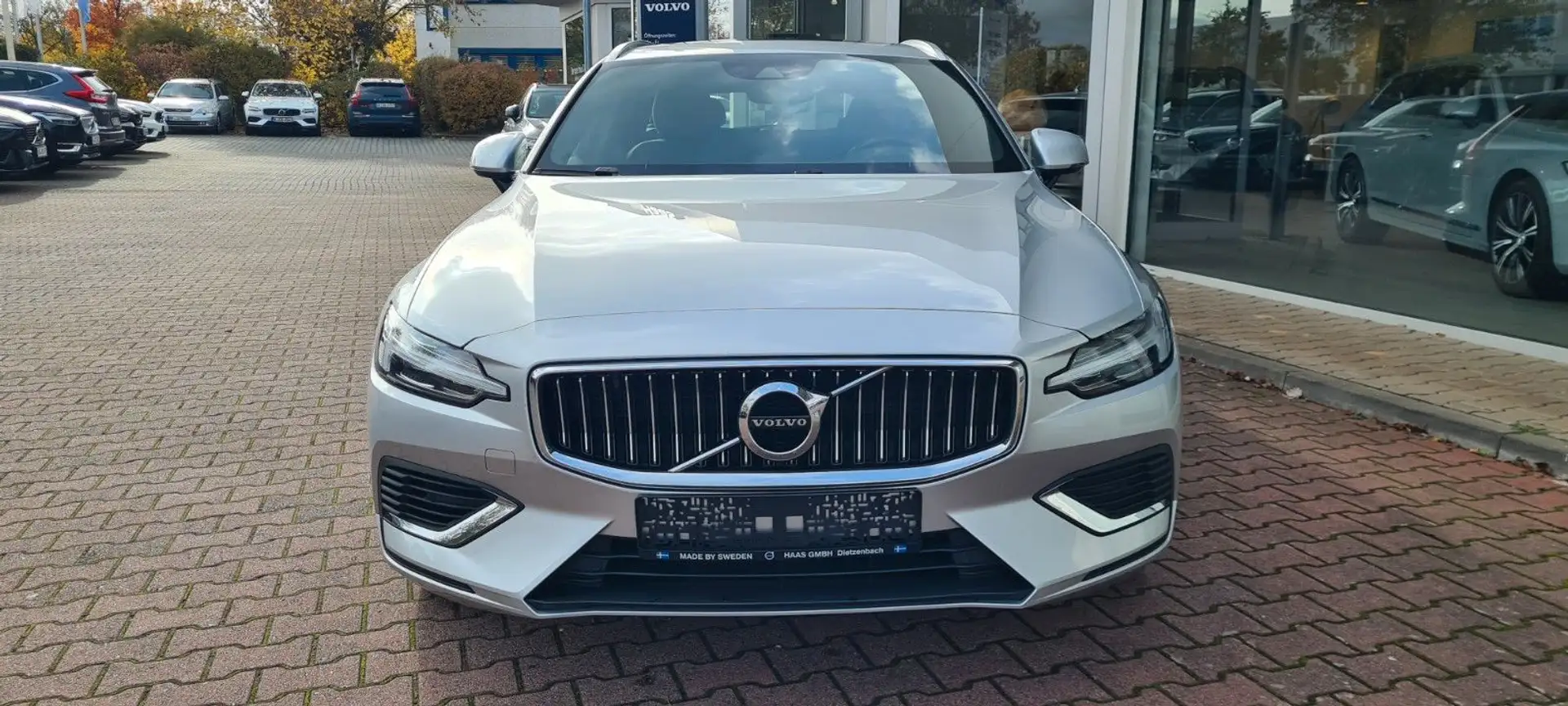 Volvo V60 T6 Recharge AWD Geartronic Inscription Argento - 2