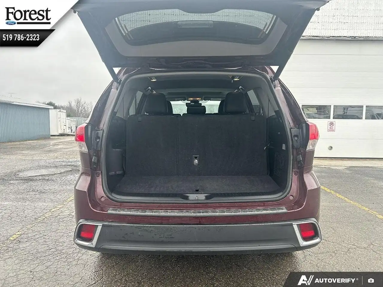 Toyota Highlander снимка Toyota Highlander