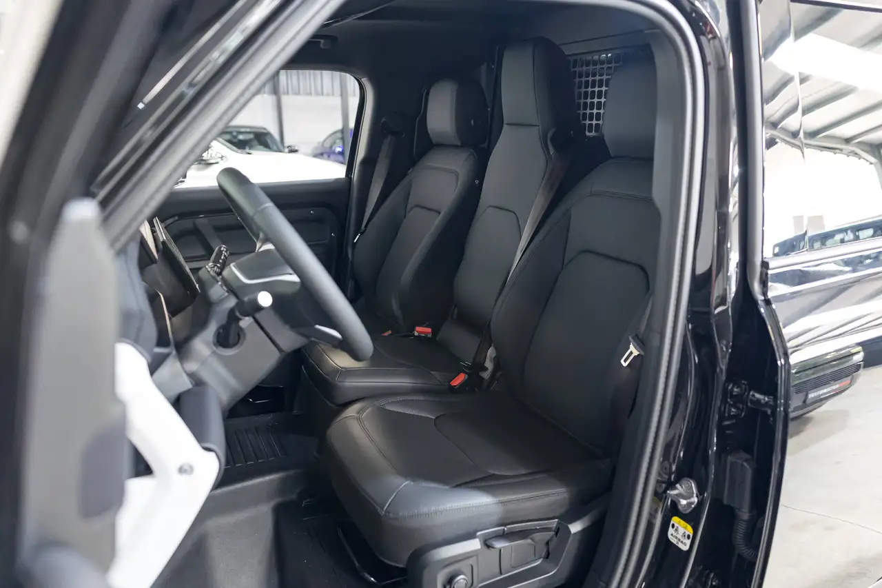 Land Rover Defender 110 D250 HARDTOP S - 150KM | 2026 | LICHTE VRACHT | BTW — foto 8