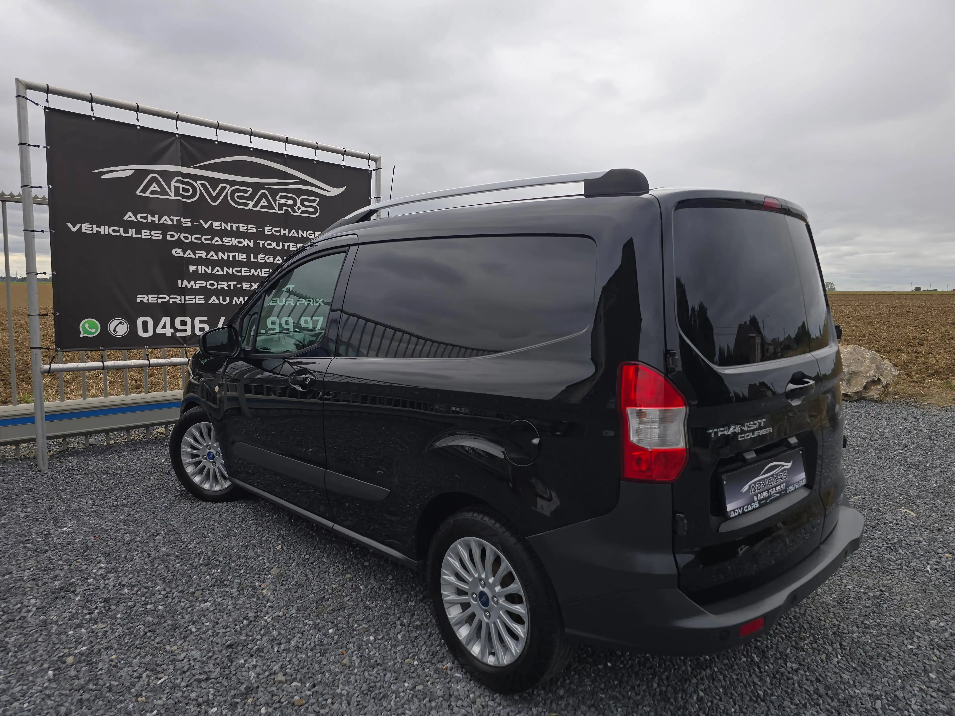 Ford Transit Connect 1.6 TDCi ✅️ GARANTIE ✅️ AIRCO ✅️ RADARS DE RECUL ✅️ JANTES ✅️ — photo 2