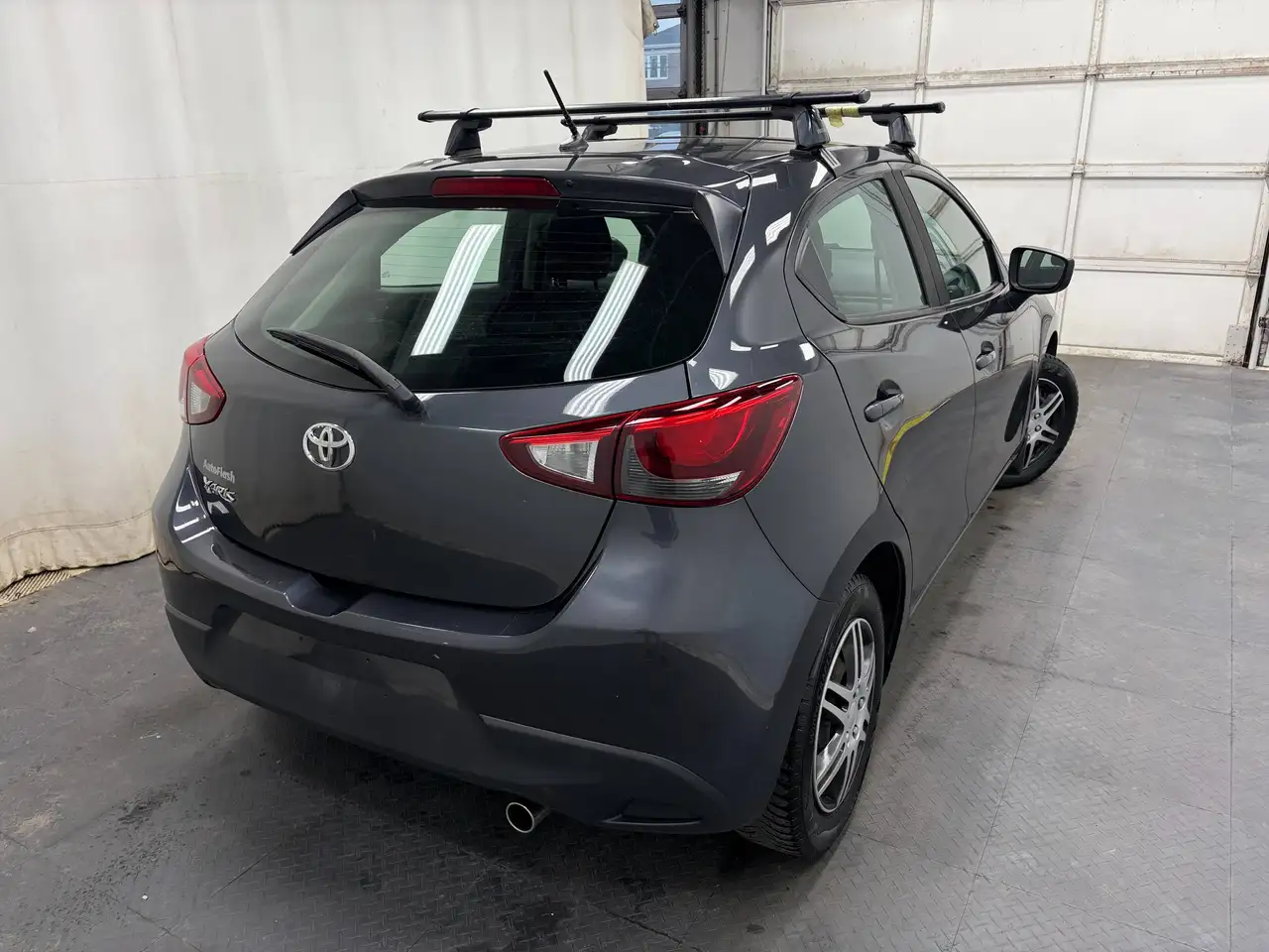 Toyota Yaris photo Toyota Yaris
