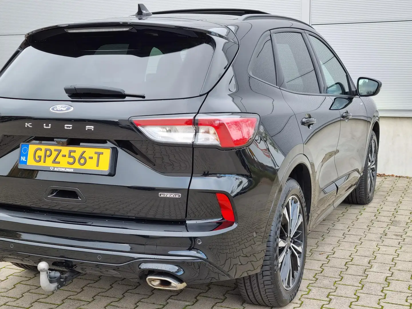 Ford Kuga 2.5 PHEV ST-Line X trekh/panodak/19inch/elect.a.kl Zwart - 2