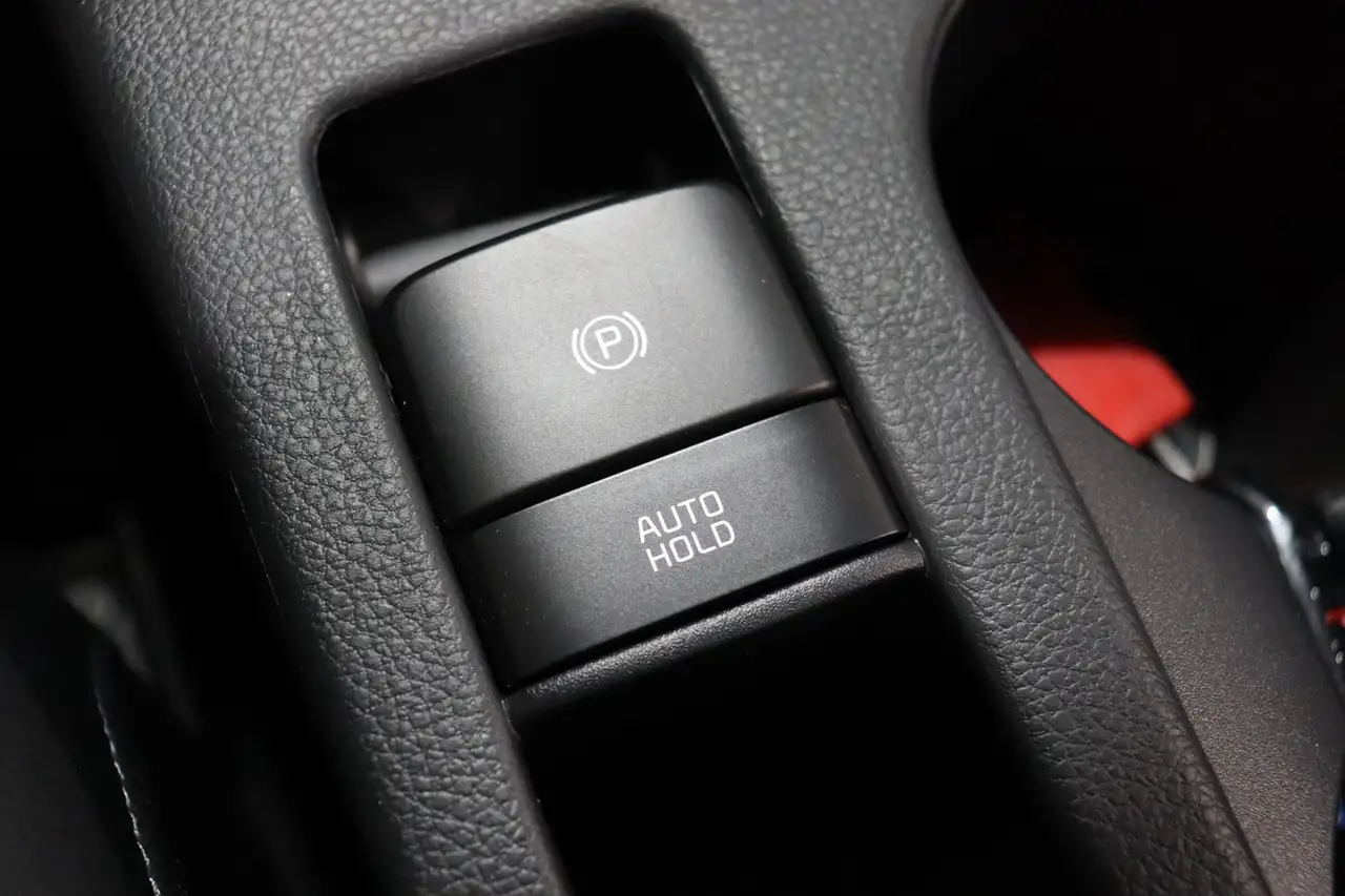 Kia Seltos снимка Kia Seltos