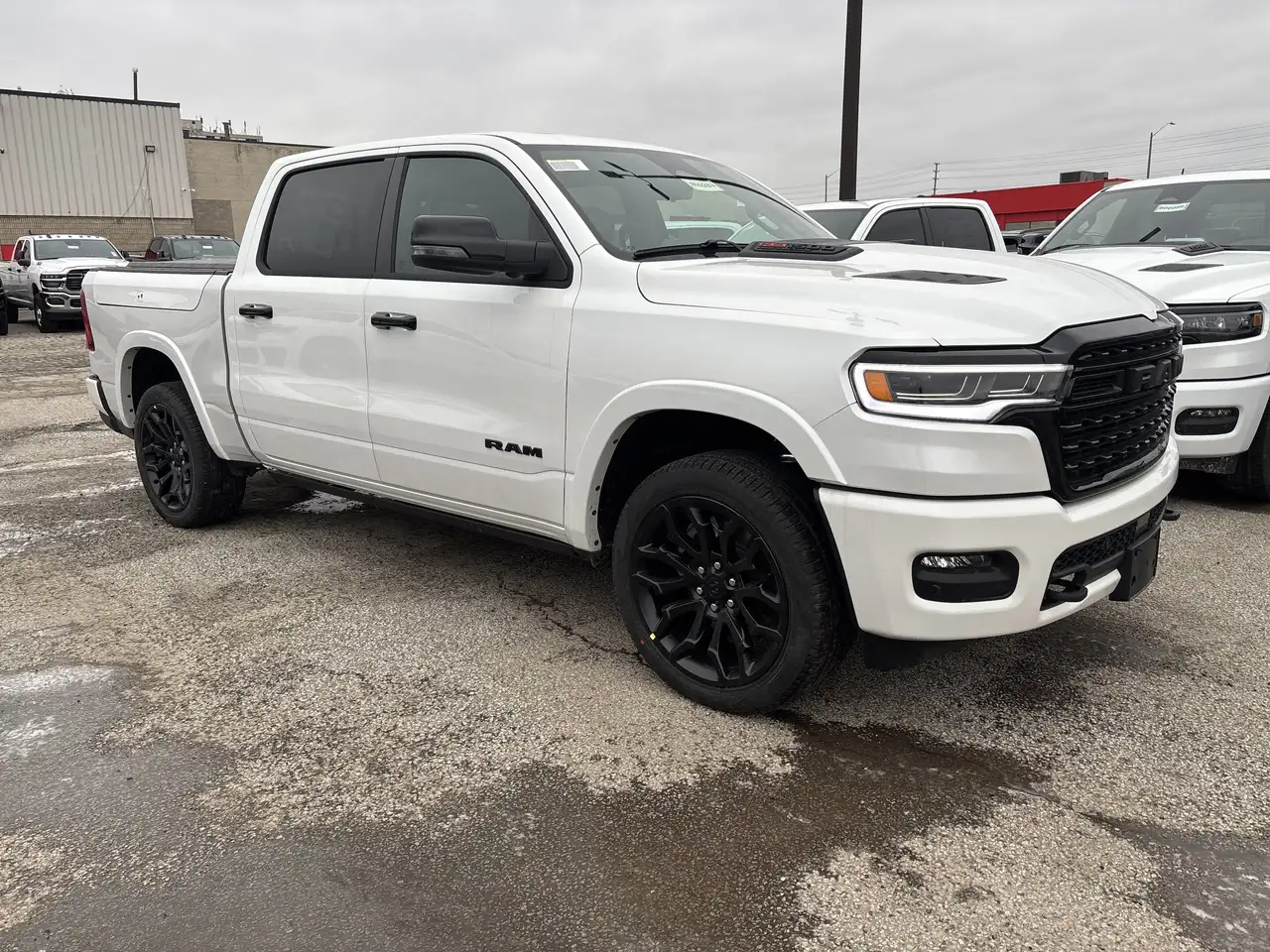 RAM 1500 снимка RAM 1500