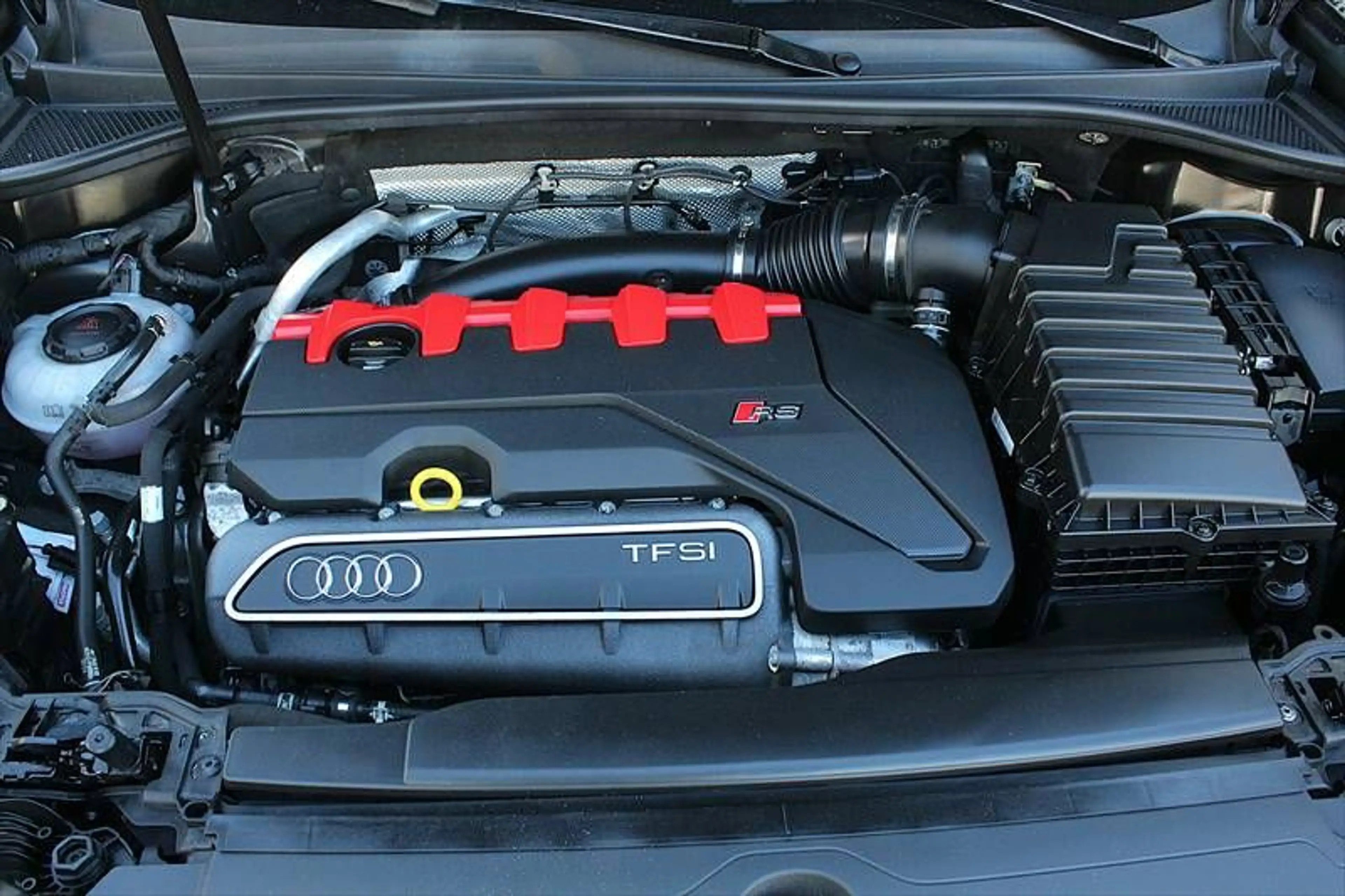 Audi RS Q3 Sportback 280 km/h Panorama Alu 21 — photo 14