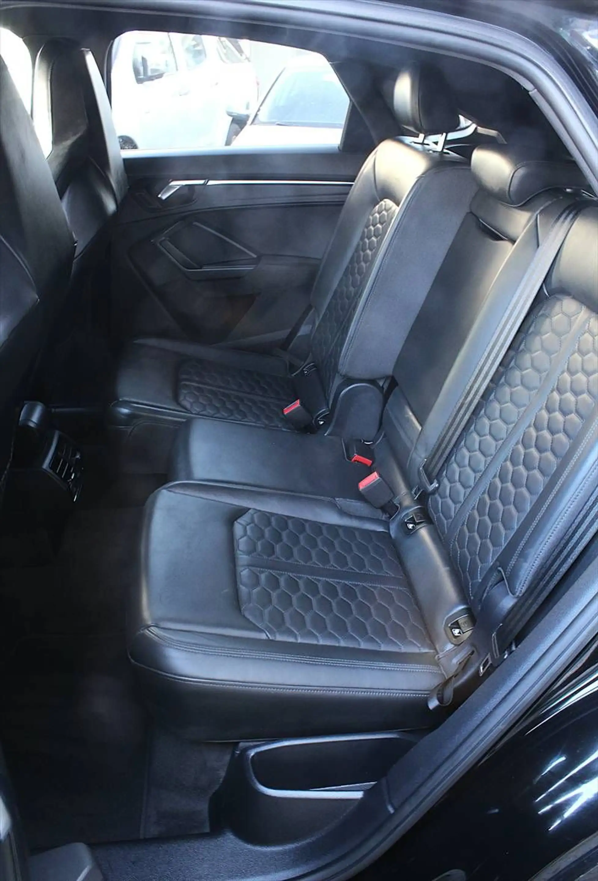 Audi RS Q3 Sportback 280 km/h Panorama Alu 21 — photo 6