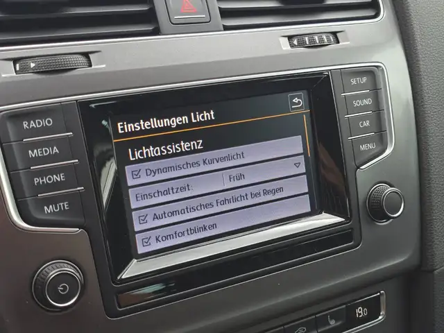 Volkswagen Golf view 15