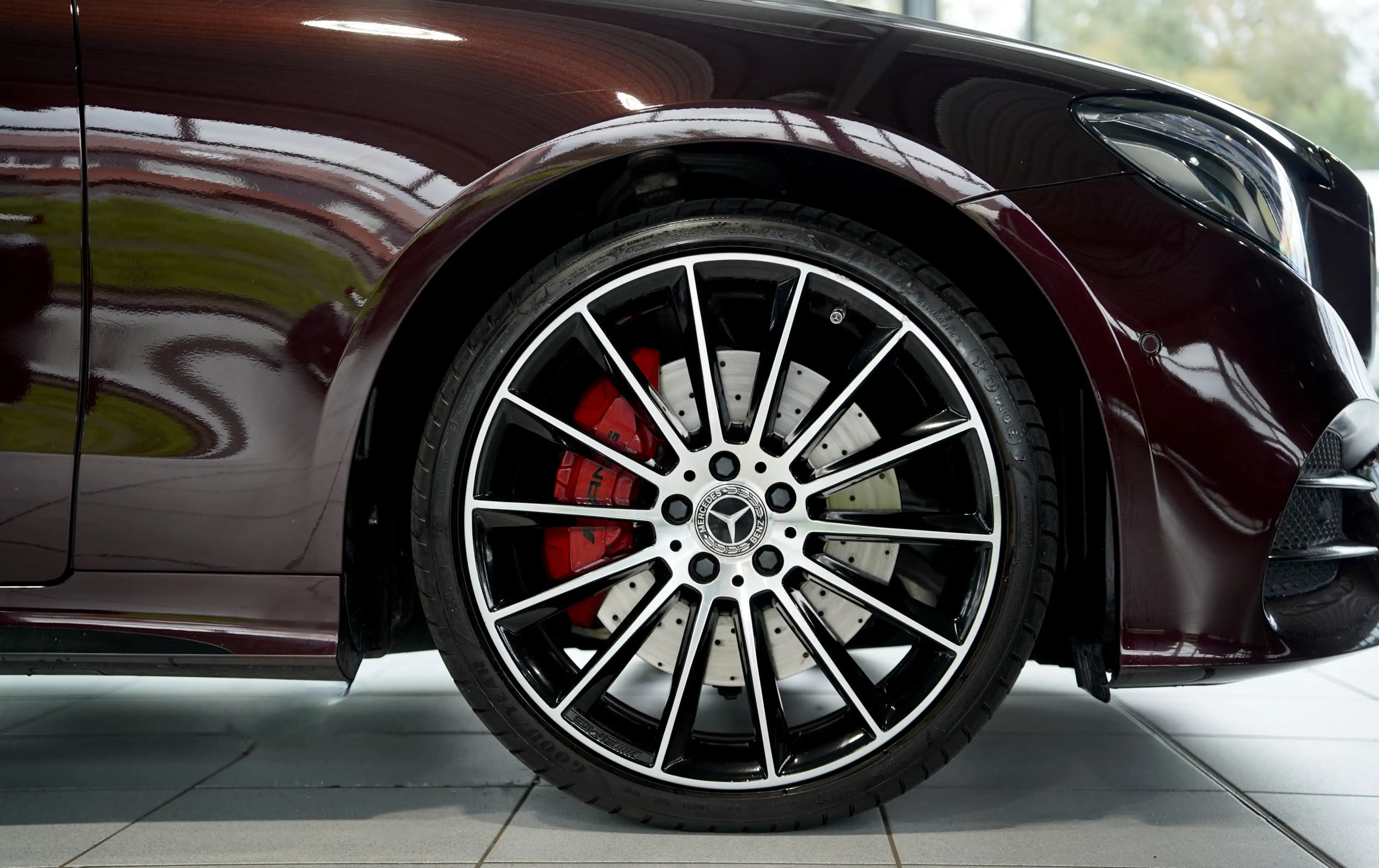Mercedes-Benz E 450 4M Coupé AMG Line *20*BURM*H-UP*Pano*Wide — photo 13