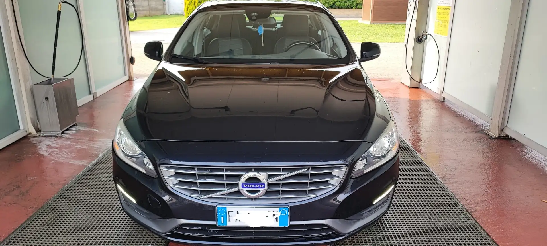 Volvo S60 2.0 d3 R-design Momentum geartronic - 2