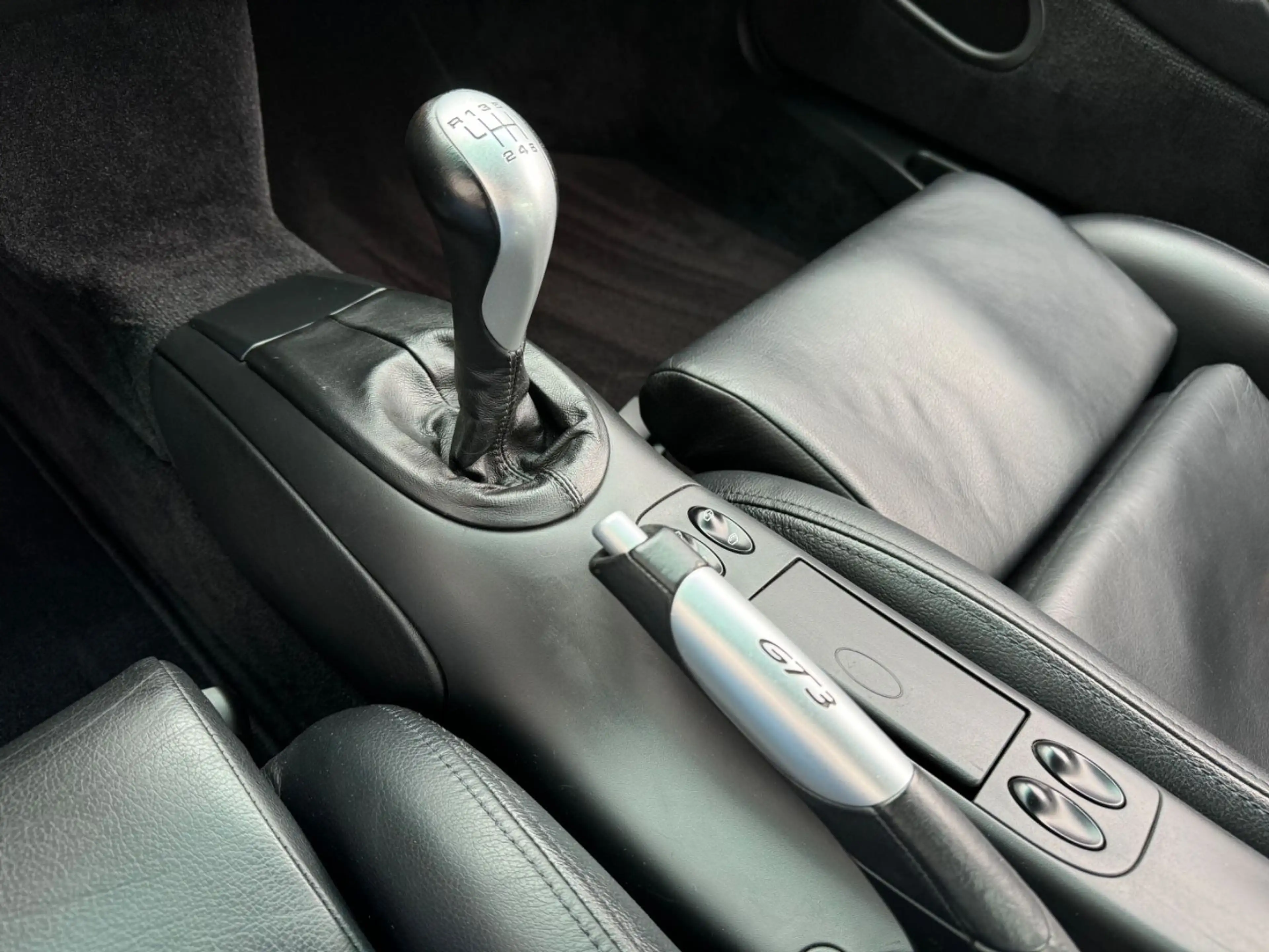 Porsche 911 996 GT3 3.6 Mezger BRD-Fzg.PZ-S-Heft 39900km — photo 13