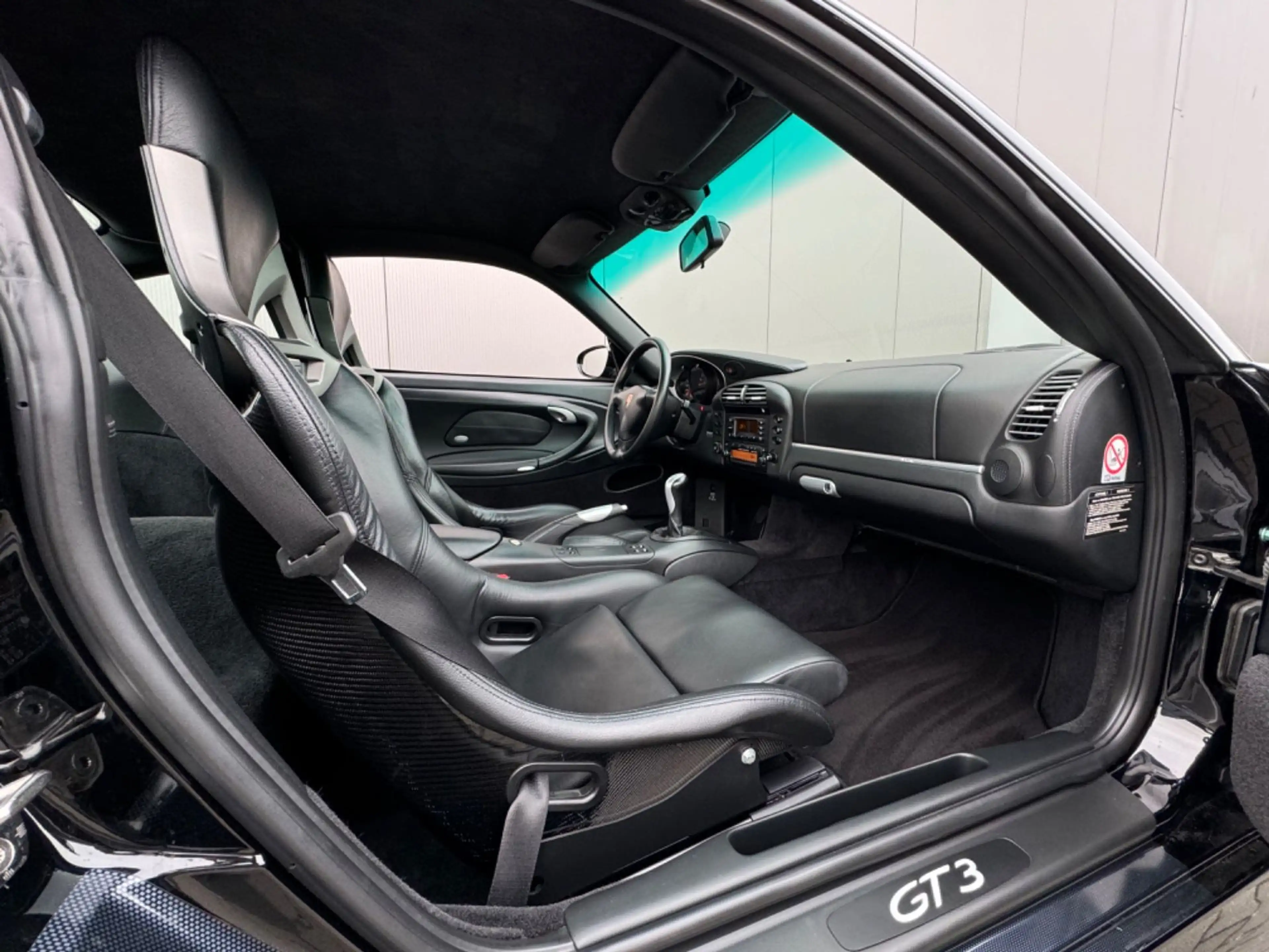 Porsche 911 996 GT3 3.6 Mezger BRD-Fzg.PZ-S-Heft 39900km — photo 8