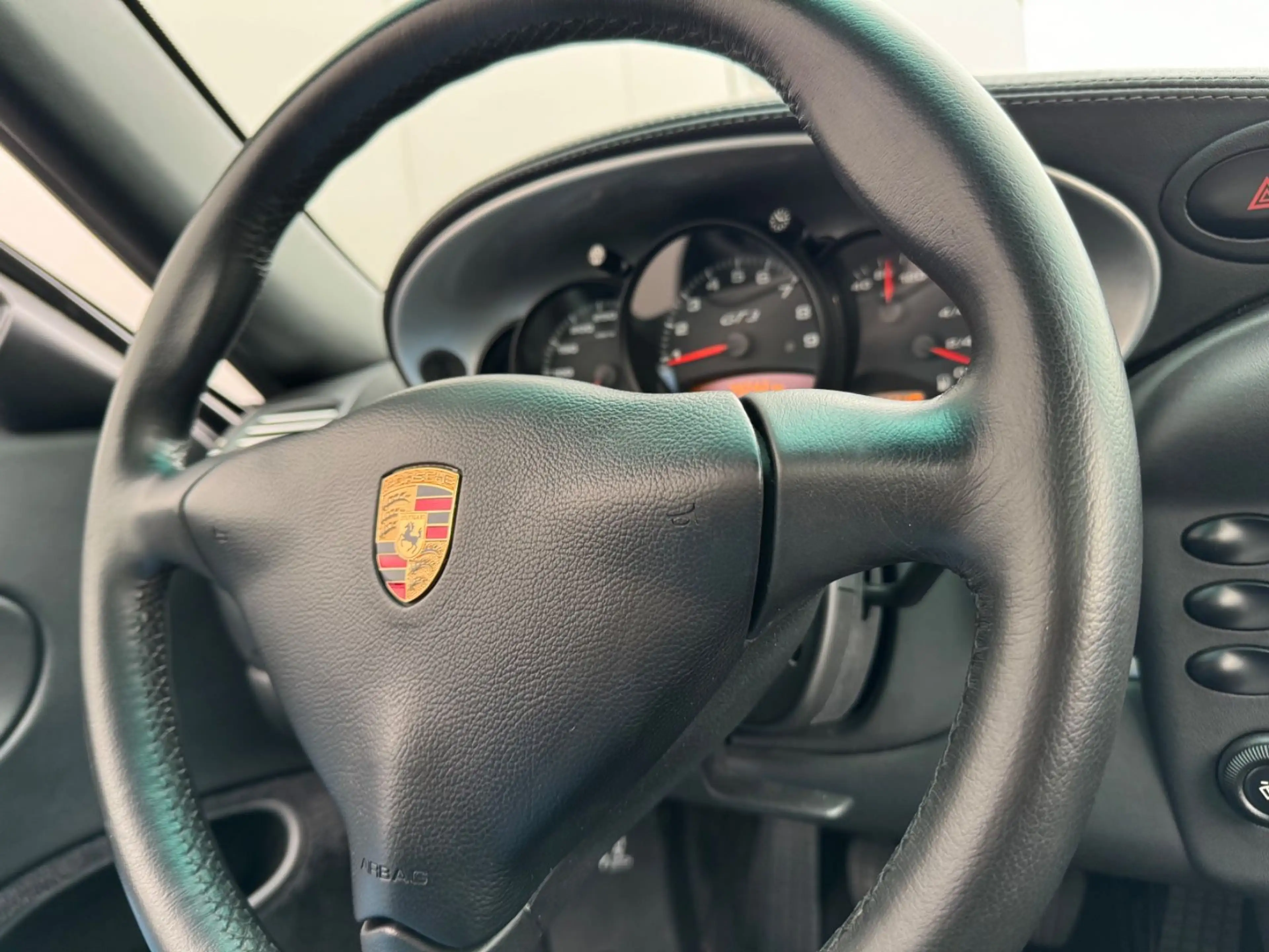 Porsche 911 996 GT3 3.6 Mezger BRD-Fzg.PZ-S-Heft 39900km — photo 14