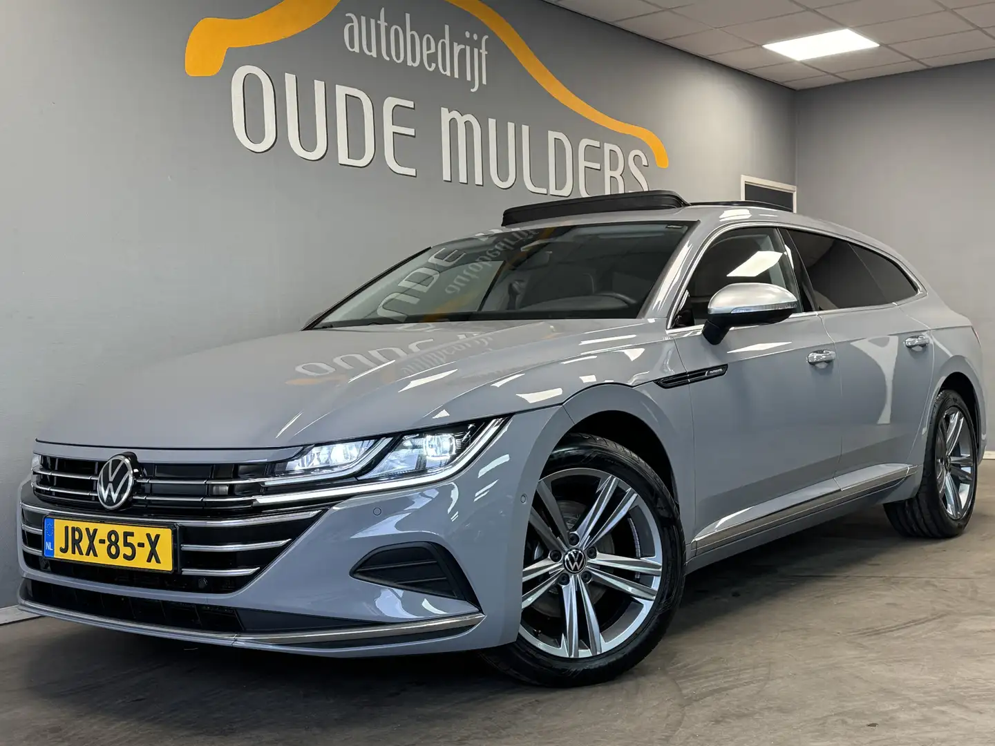 Volkswagen Arteon Shooting Brake 1.4 360 Camera/Panoramadak/Trekhaak Gris - 1