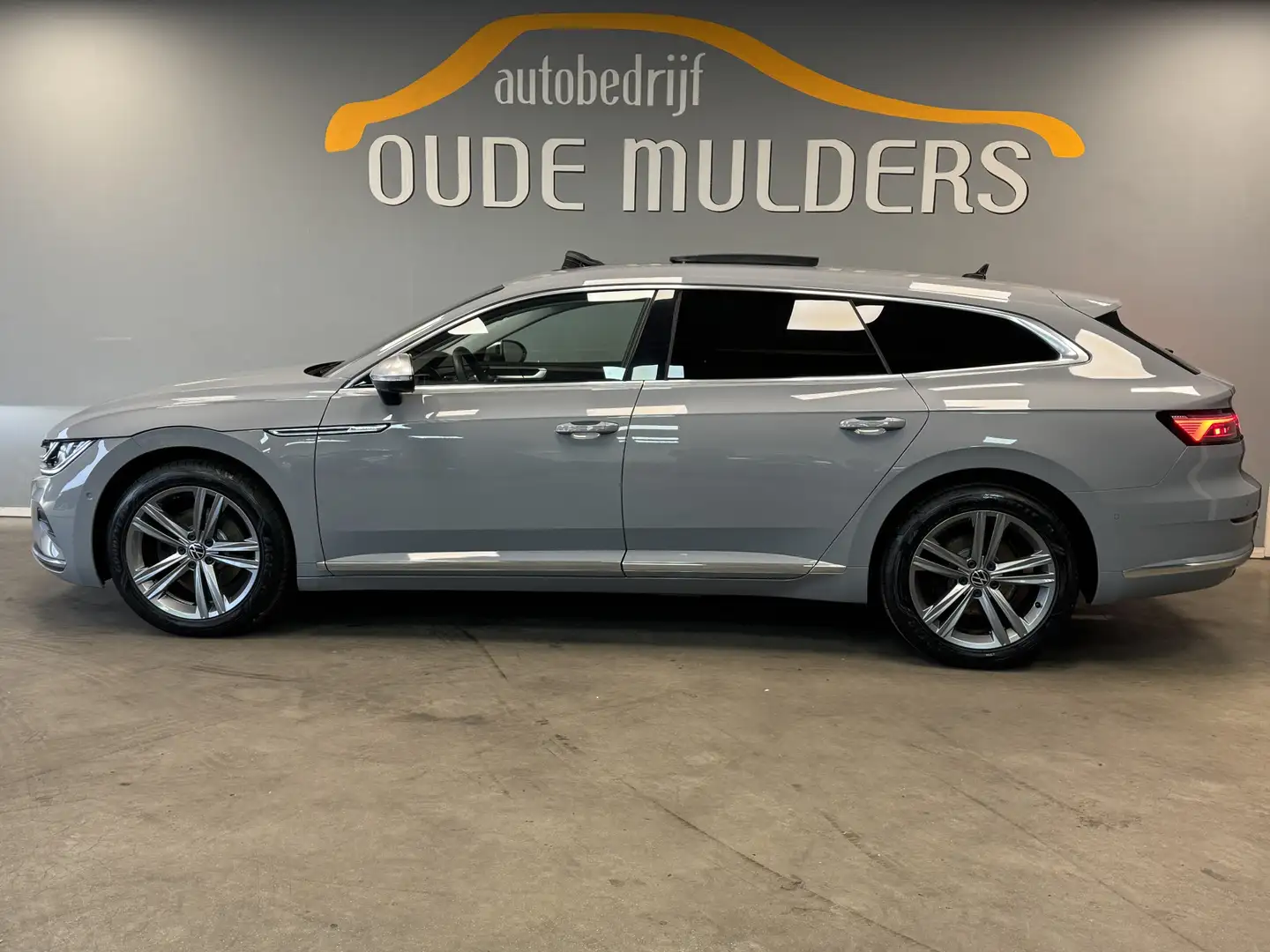 Volkswagen Arteon Shooting Brake 1.4 360 Camera/Panoramadak/Trekhaak Gris - 2