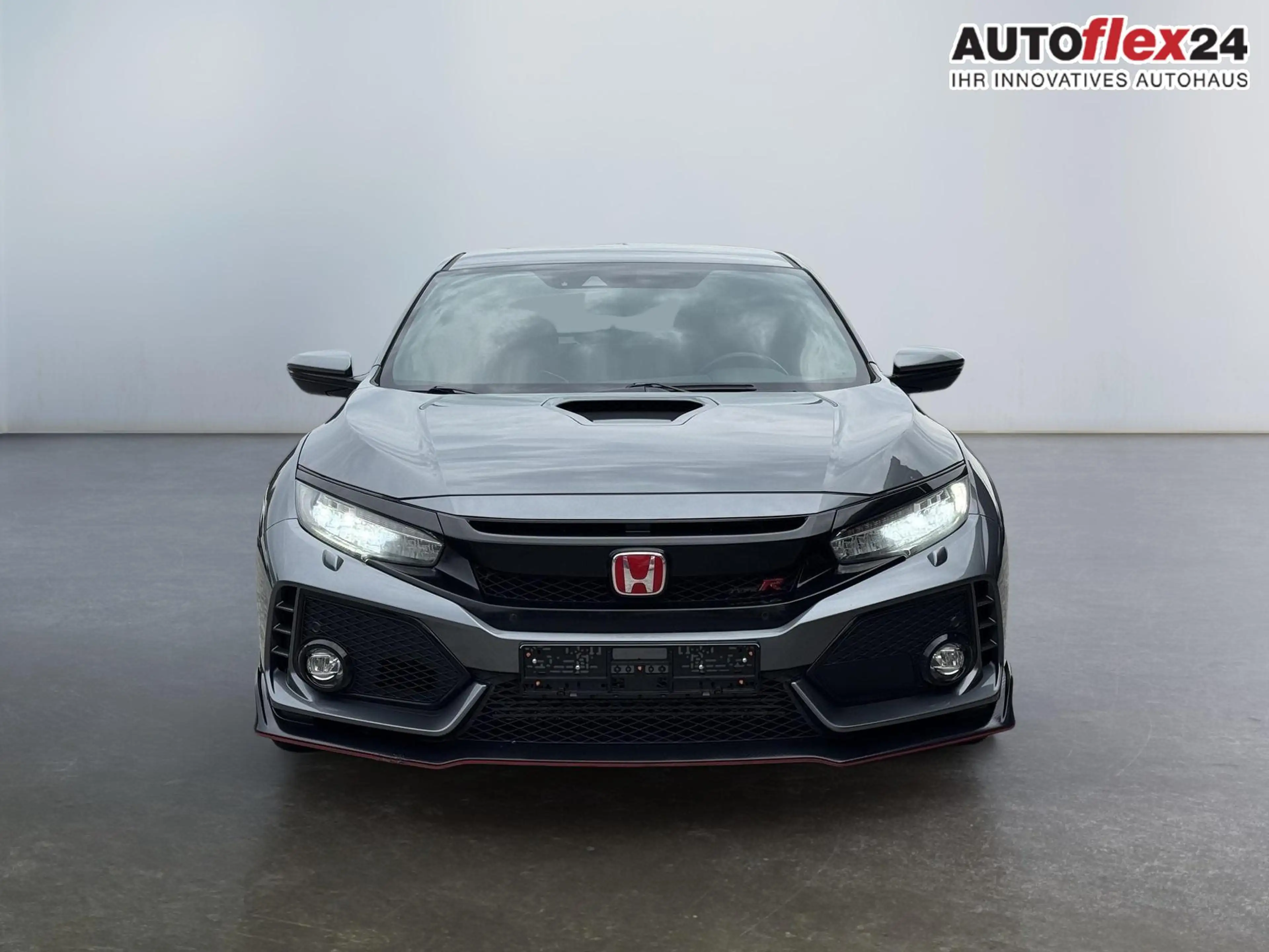 Honda Civic 2.0 i-VTEC Type R GT Navi SHZ 20 Zoll Apple 235... — photo 3