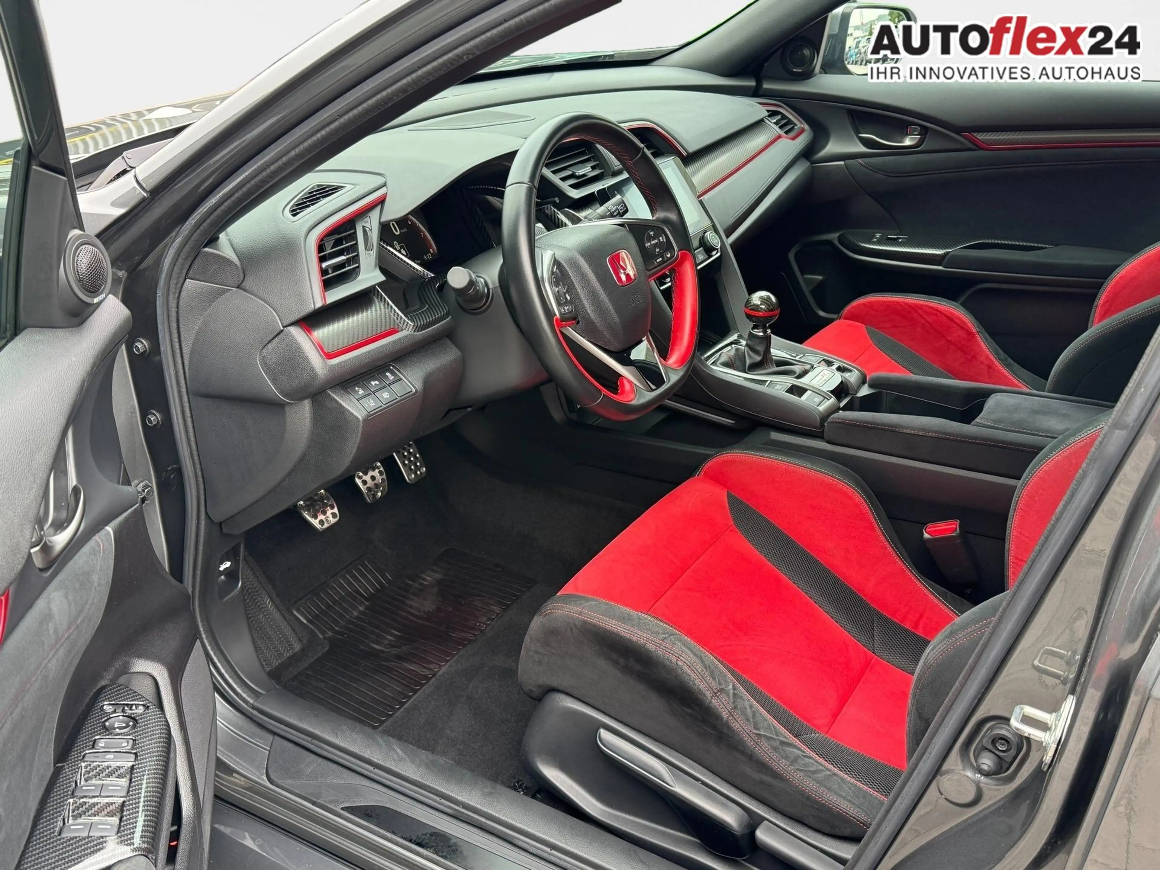 Honda Civic 2.0 i-VTEC Type R GT Navi SHZ 20 Zoll Apple 235... — photo 13